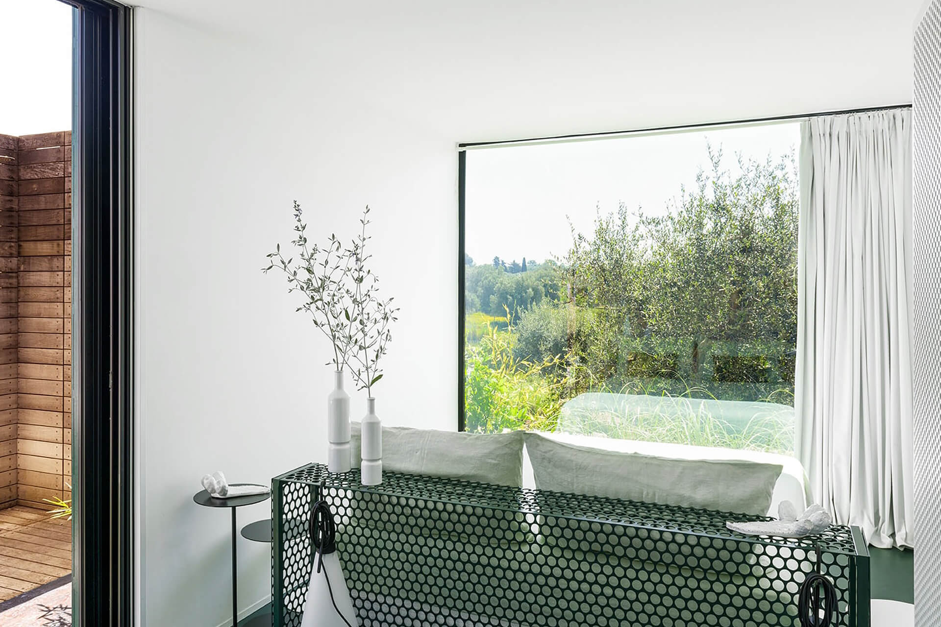 chambre avec picture window Coco Trullo chambre avec picture window Coco Trullo