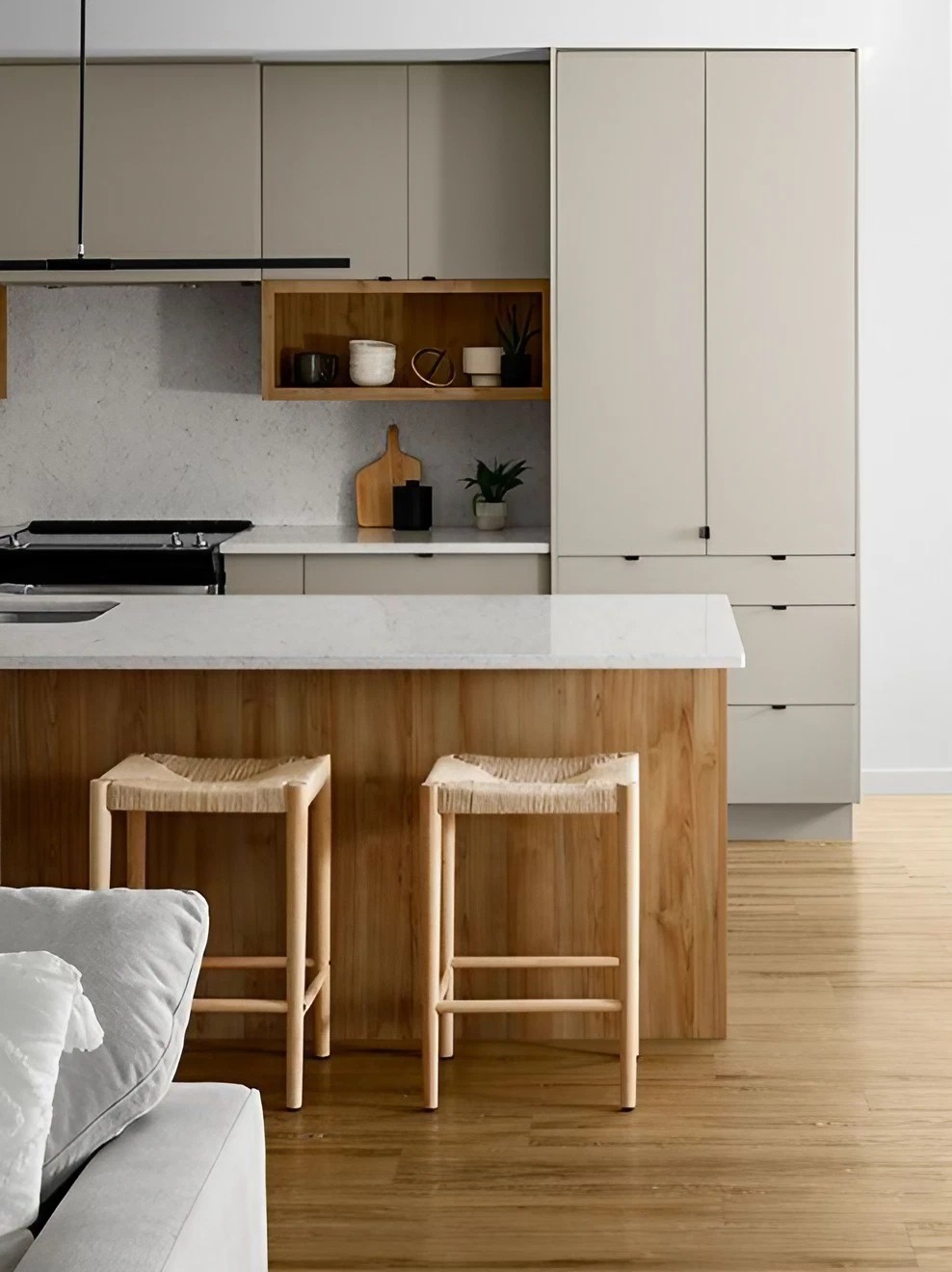 cuisine grise avec îlot décoration contemporaine cuisine grise avec îlot décoration contemporaine