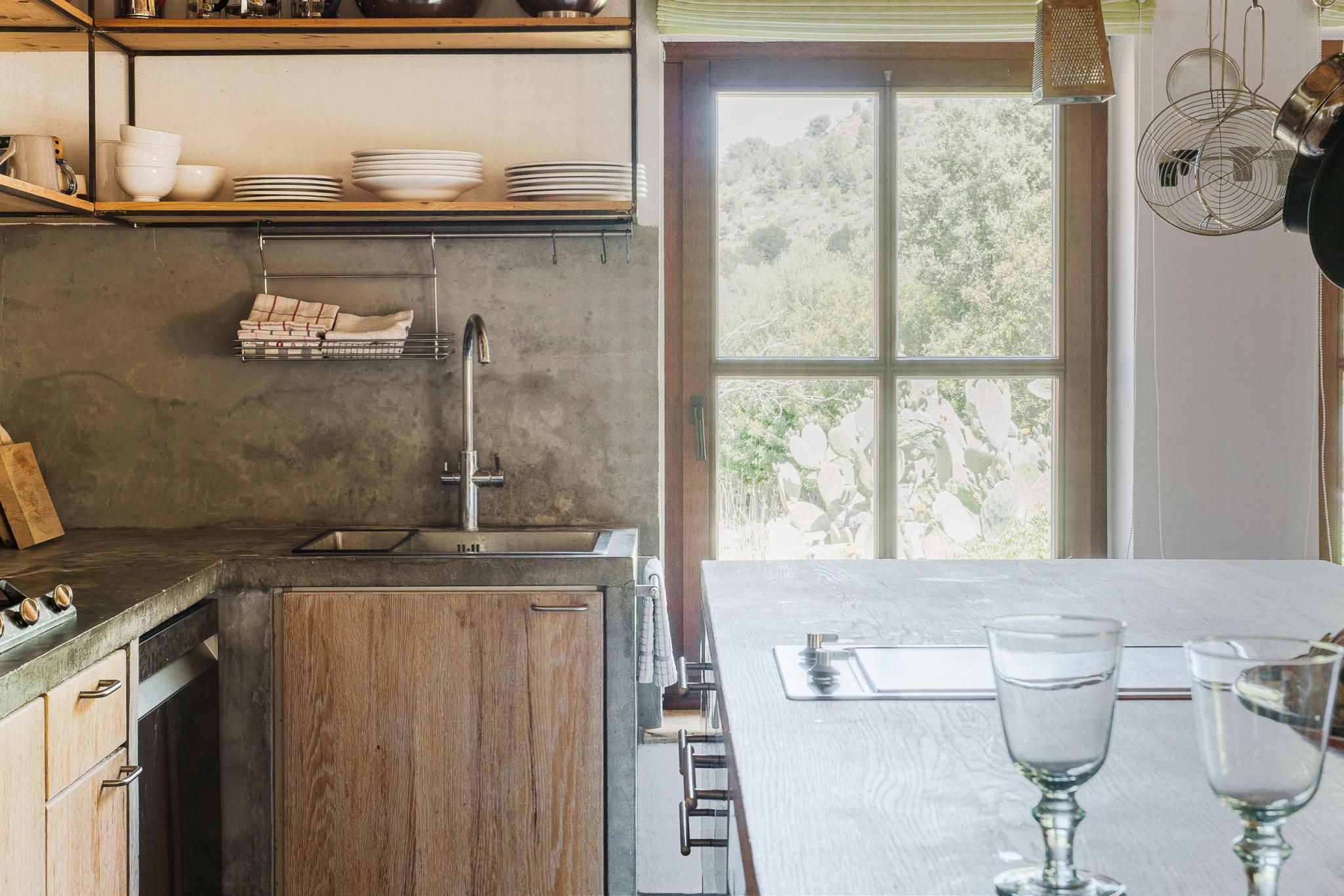 cuisine bois et béton décoration rustique moderne maison en pierres cuisine bois et béton décoration rustique moderne maison en pierres