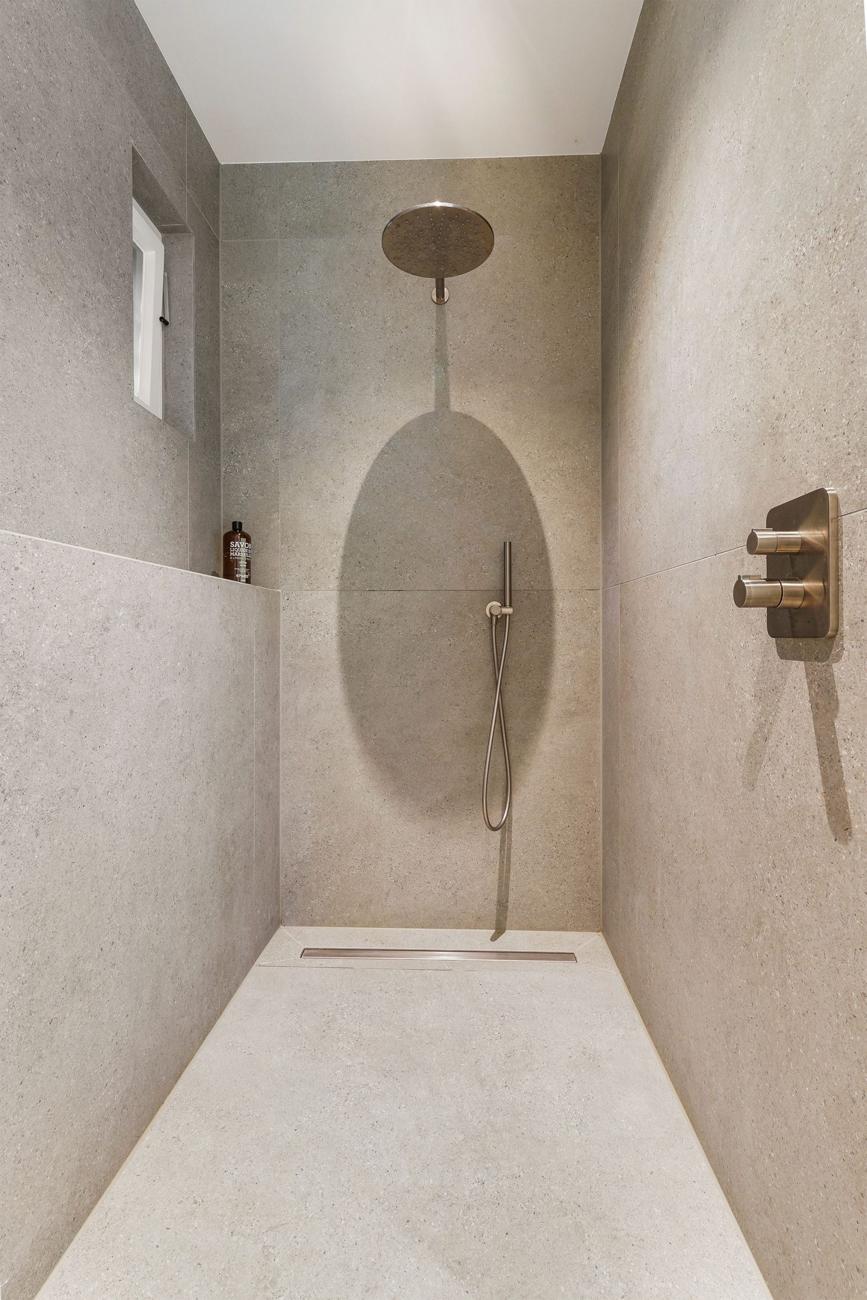 douche à l'italienne