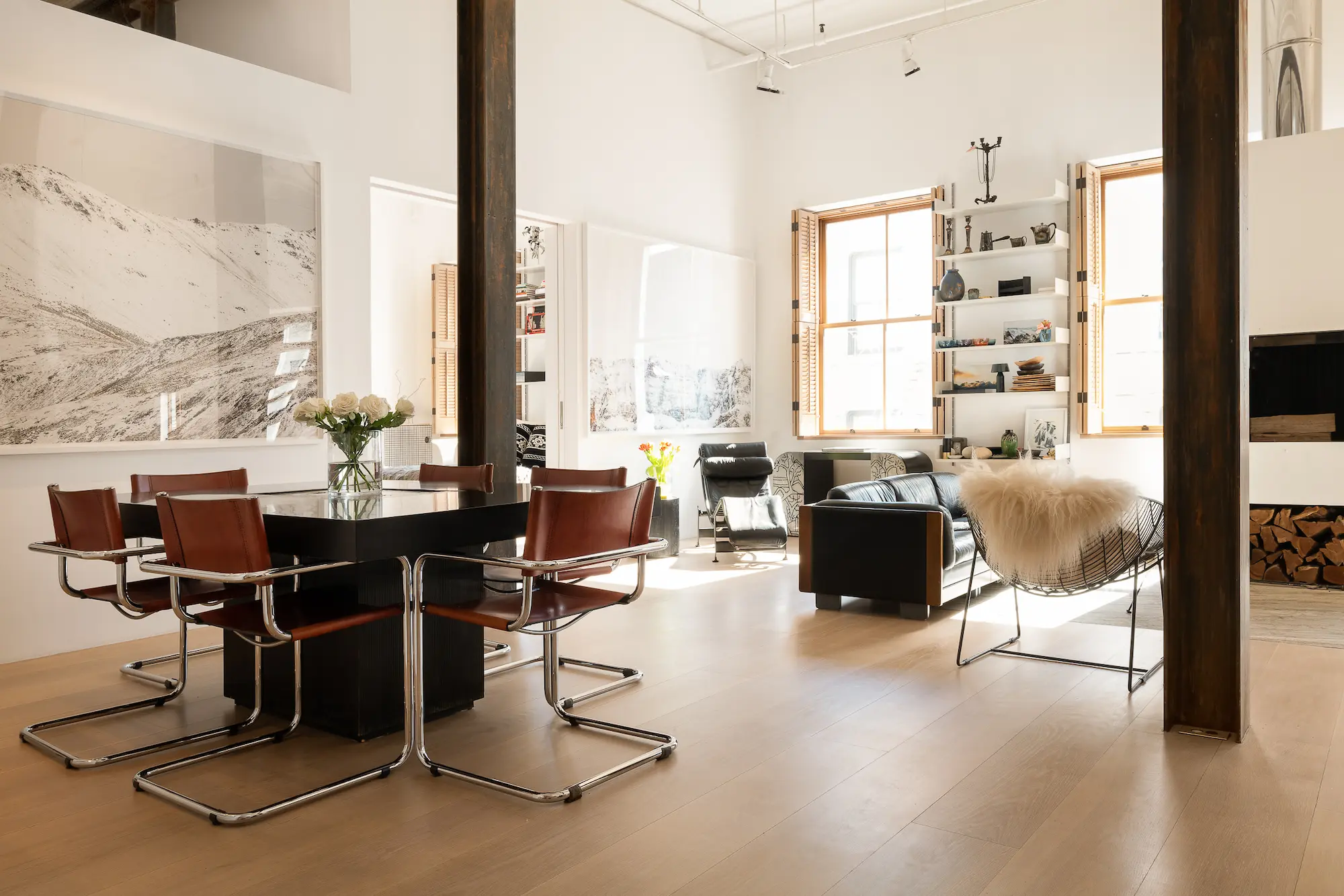salon avec cheminée loft