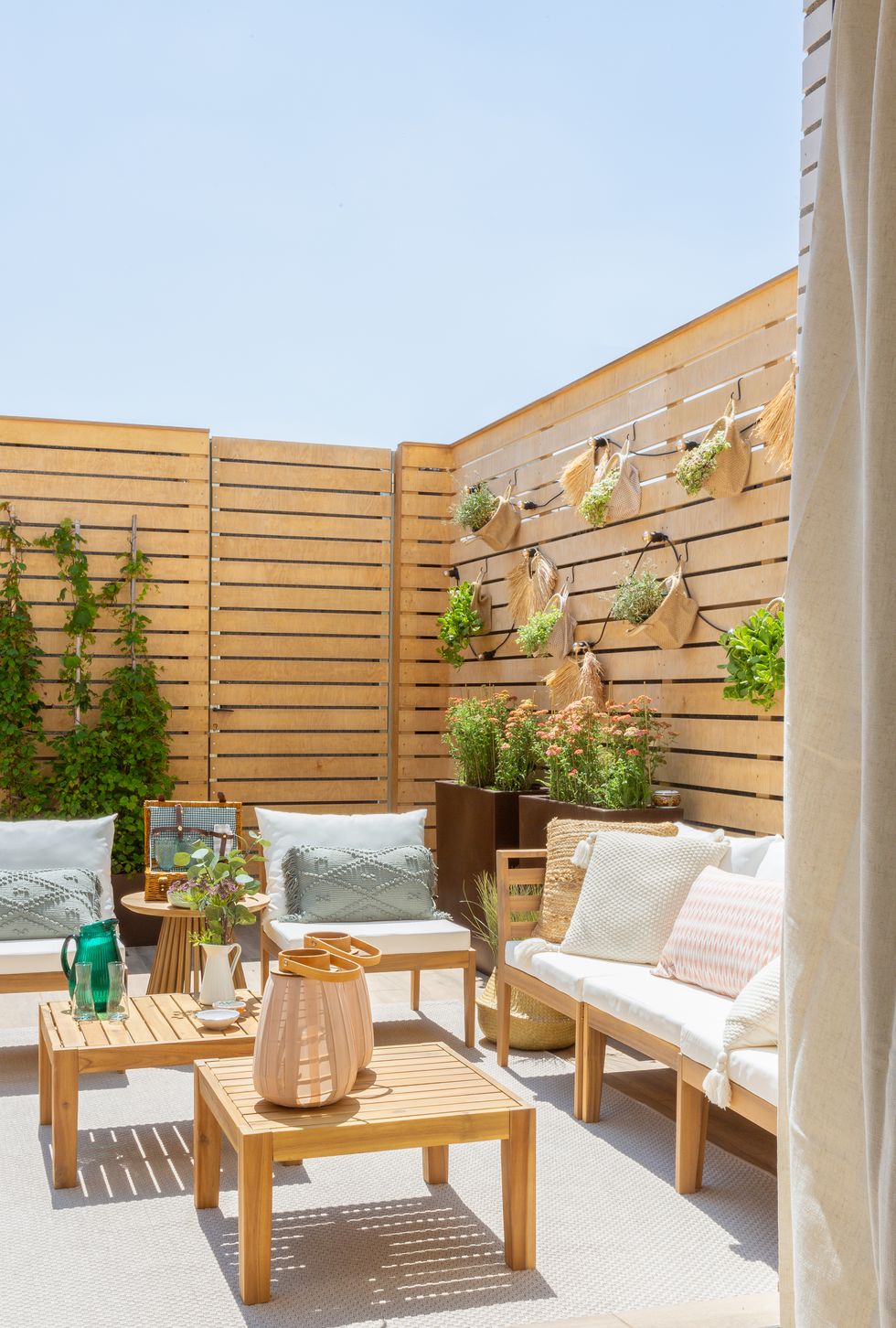 patio aménagé avec salon de jardin patio aménagé avec salon de jardin