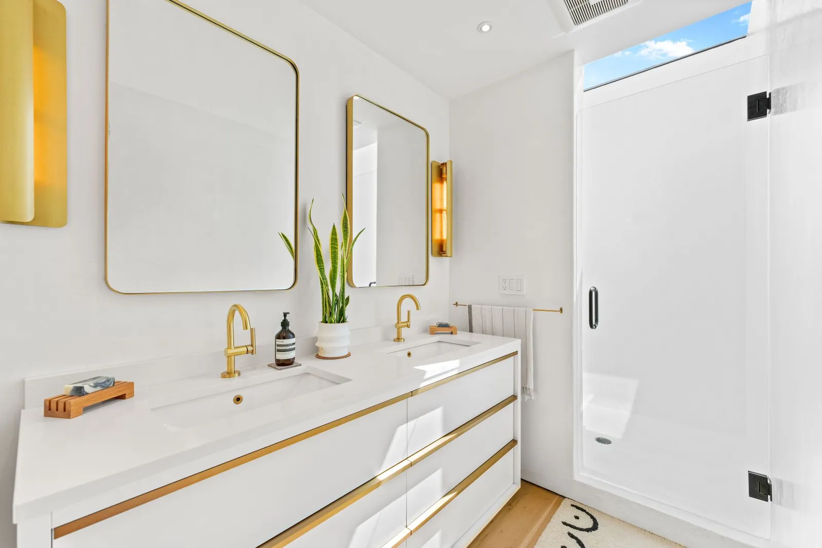 salle de bain design blanche et bois salle de bain design blanche et bois