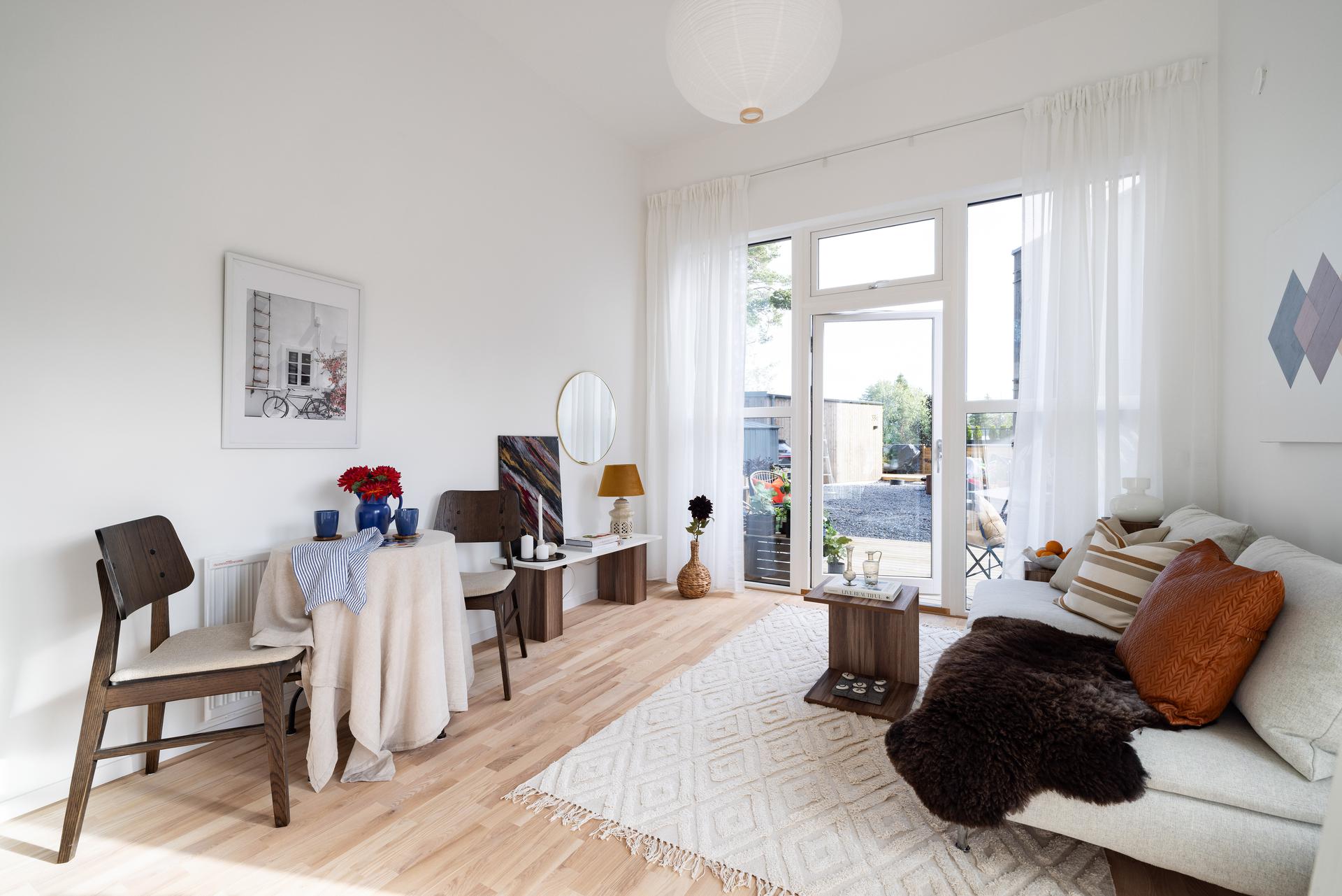 salon décoration contemporaine mini maison 25m2