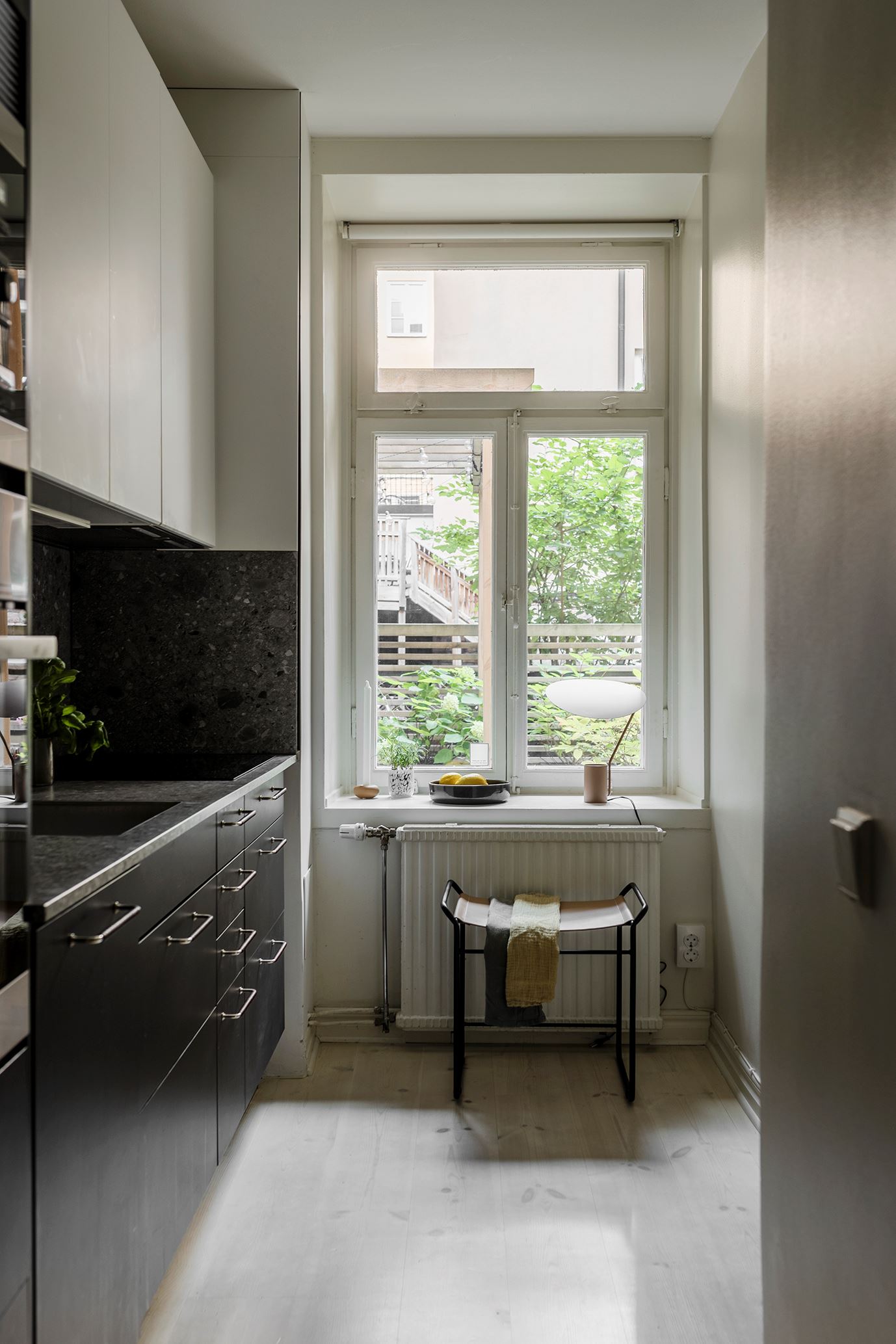 cuisine noire et blanche