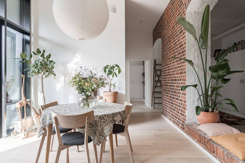 salle à manger avec mur de briques anciennes décoration scandinave salle à manger avec mur de briques anciennes décoration scandinave
