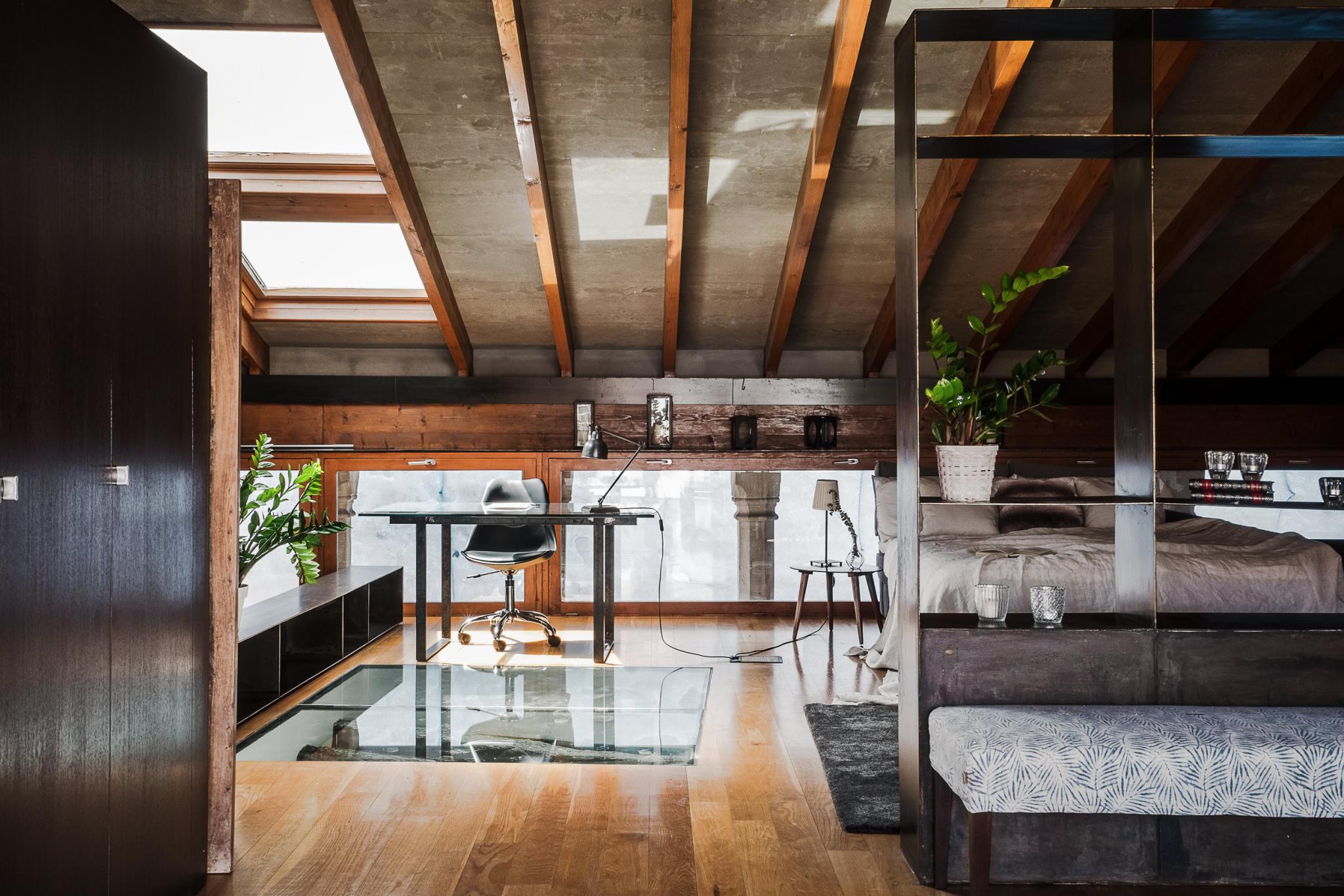 chambre dans combles avec poutres appartement rénové chambre dans combles avec poutres appartement rénové