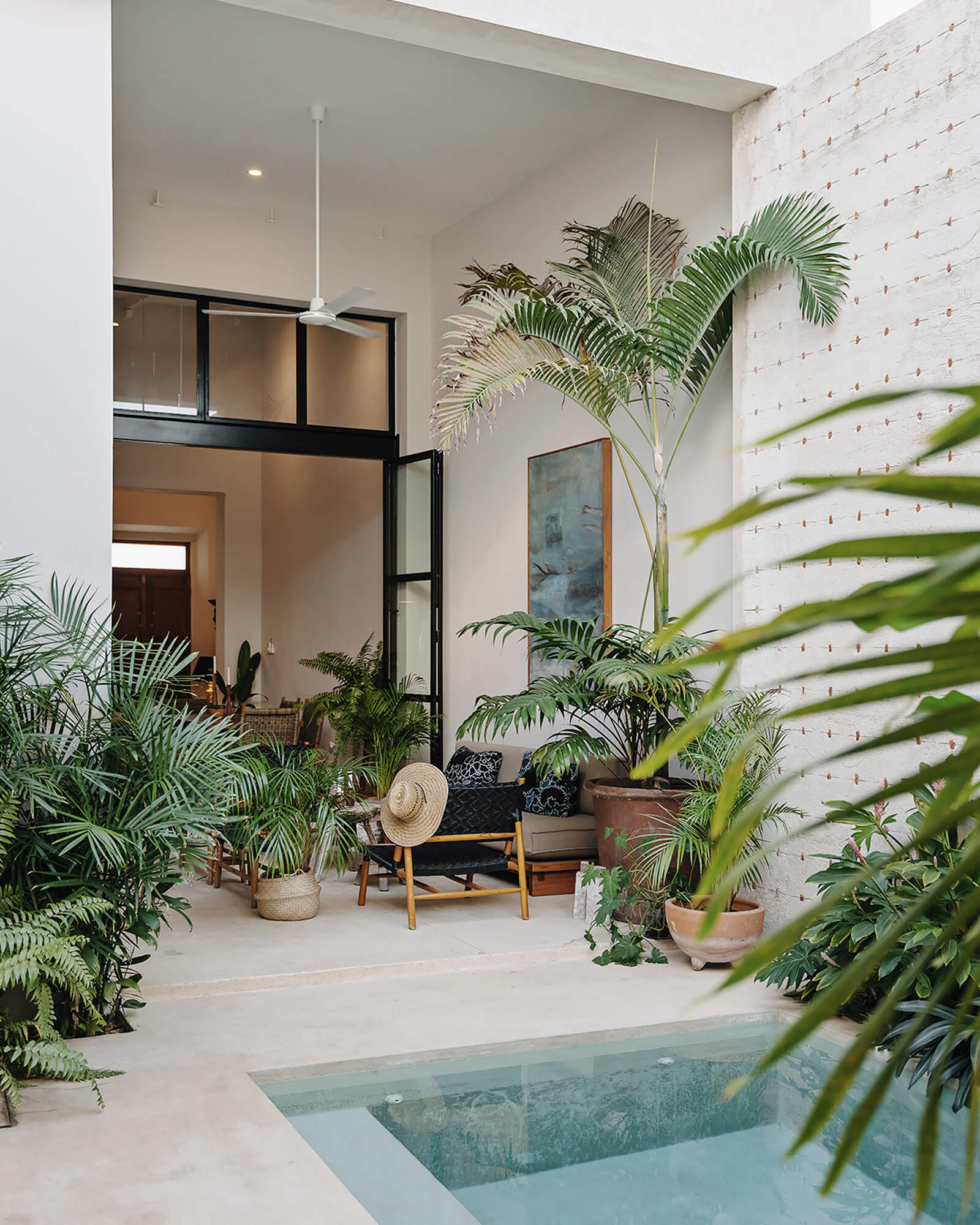 maison de ville avec patio et piscine maison de ville avec patio et piscine