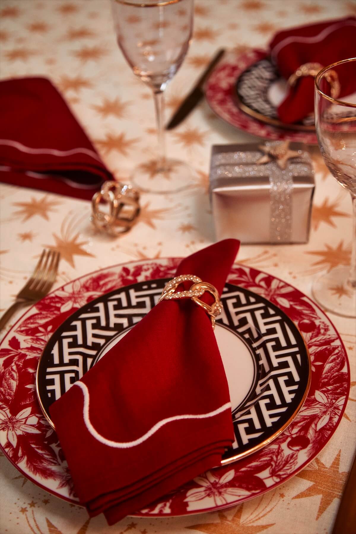 table décoration rouge table décoration rouge