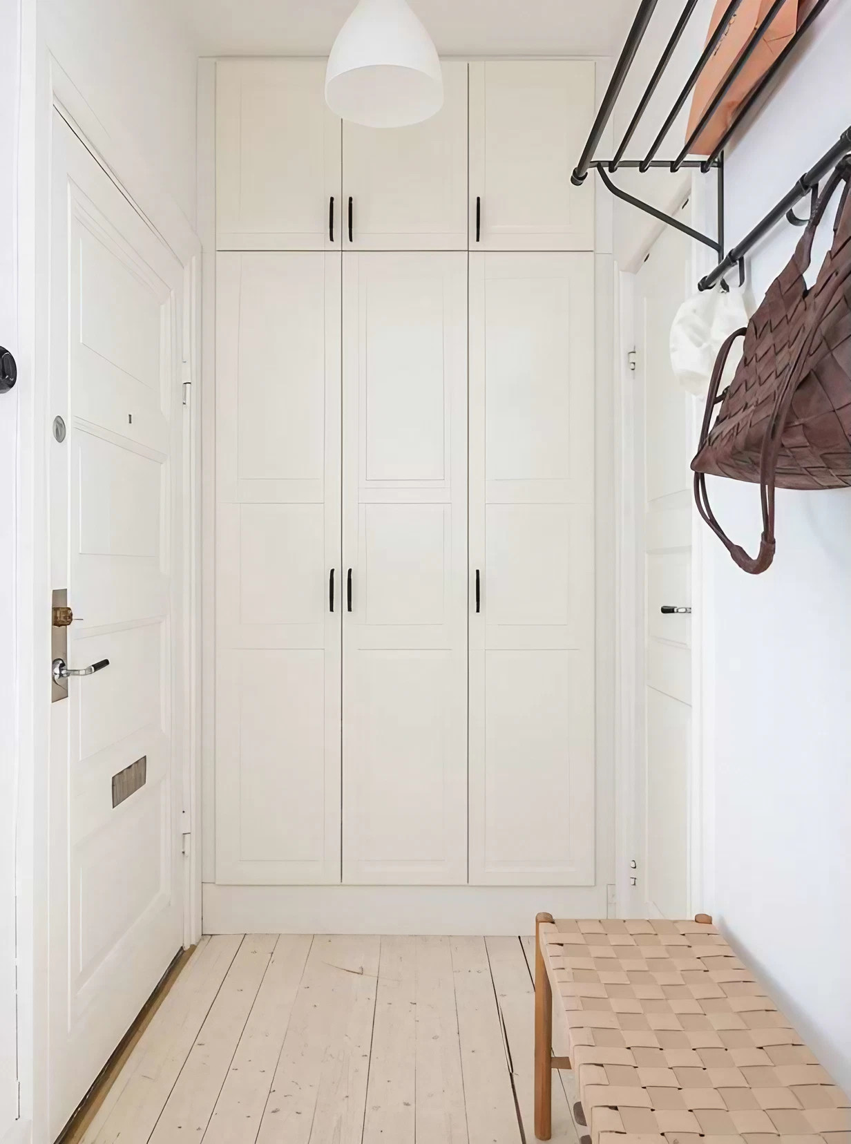 entrée lumineux deux-pièces 44m2 