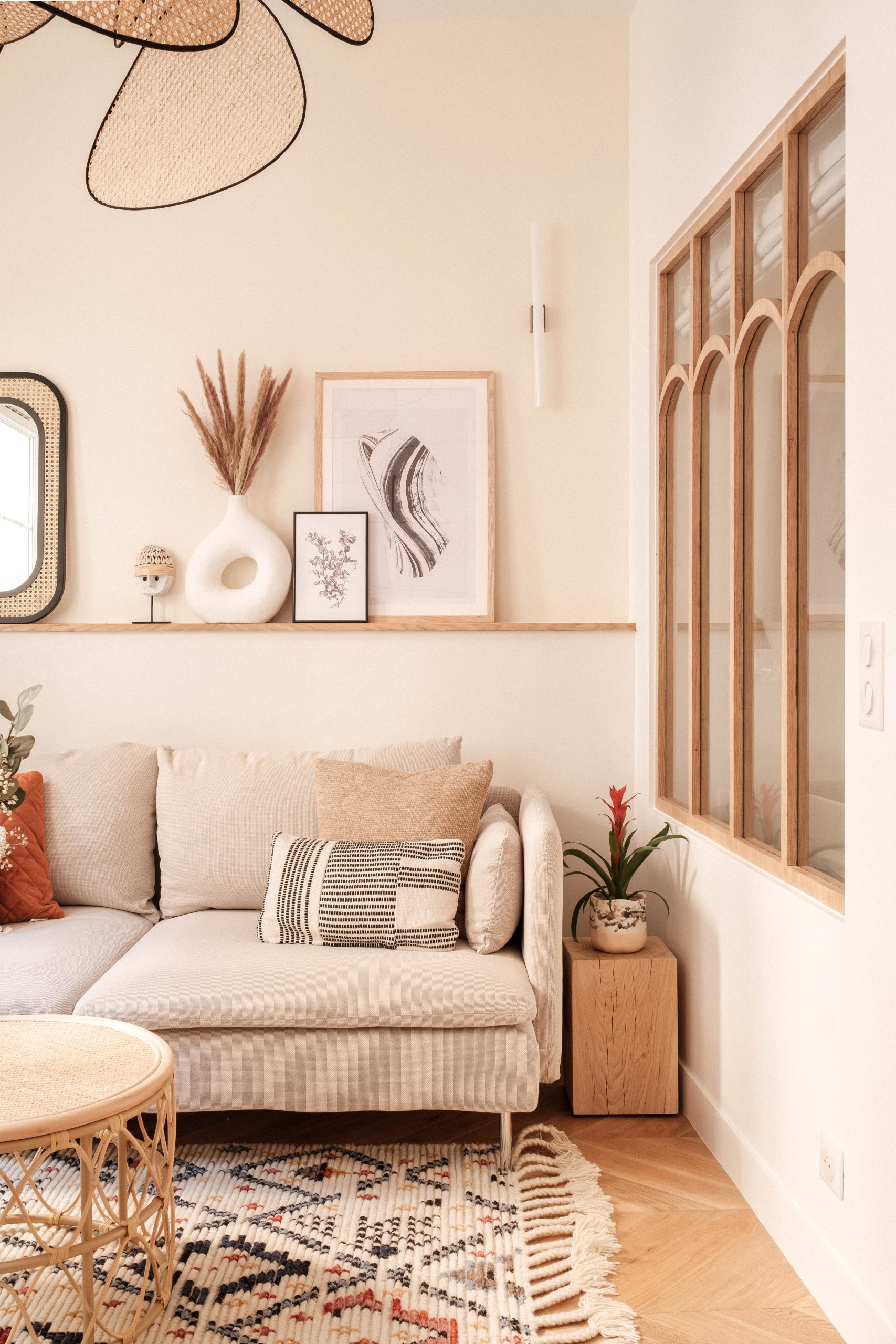 salon avec verrière bois studio 27m2 Paris