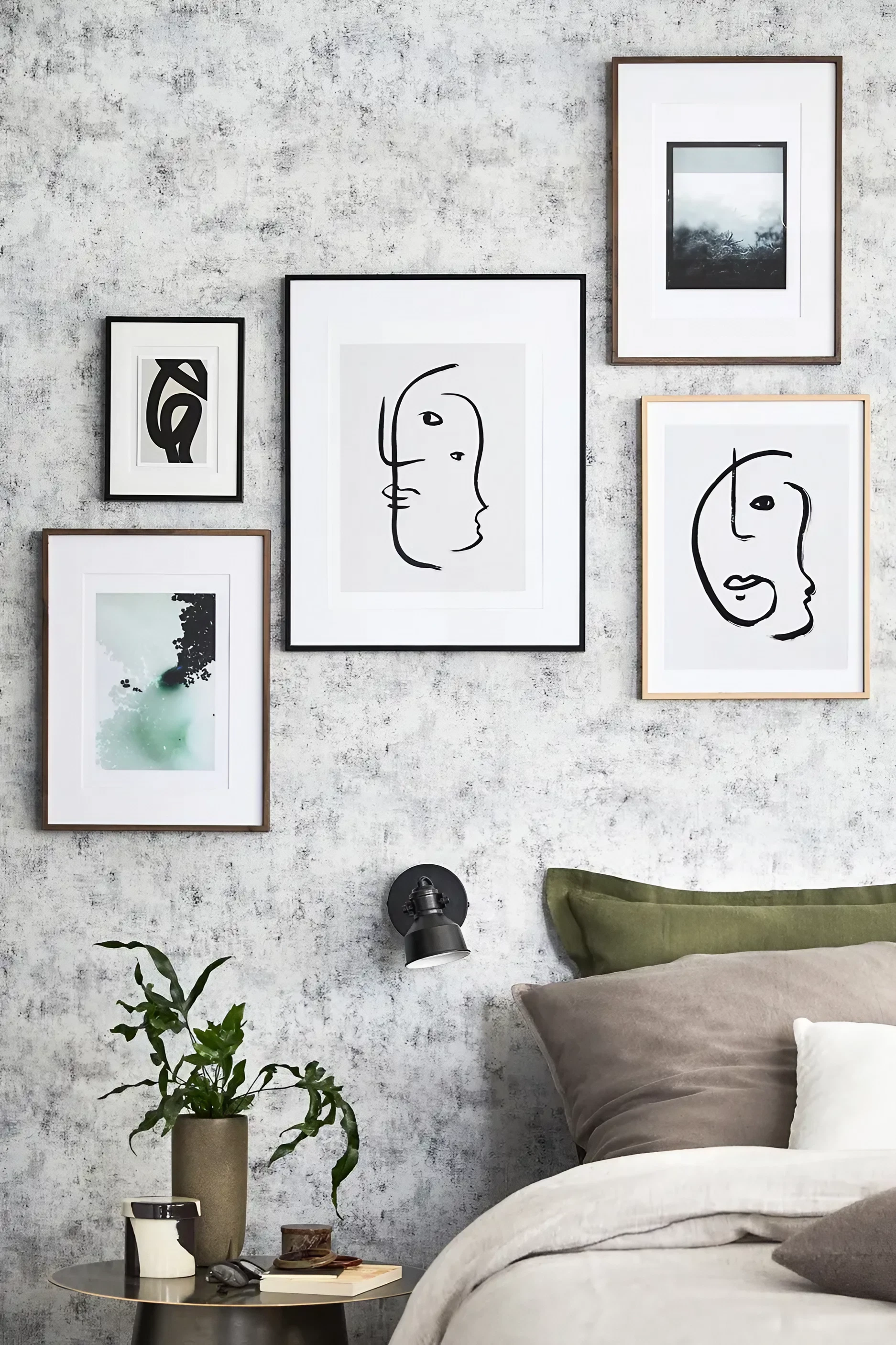chambre avec mur de cadres chambre avec mur de cadres