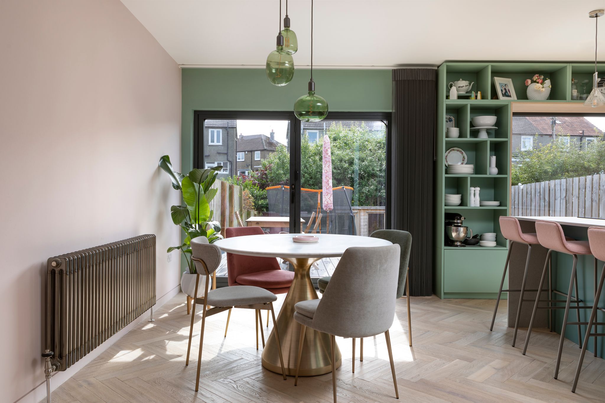 cuisine ouverte et salle à manger décoration design colorée cuisine ouverte et salle à manger décoration design colorée