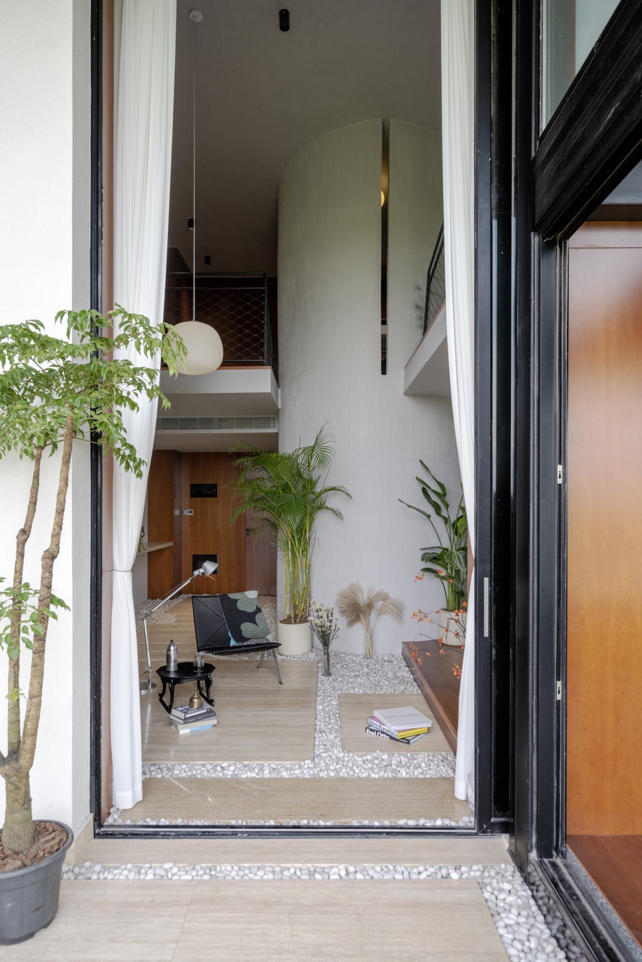 salon loft double hauteur décoration design
