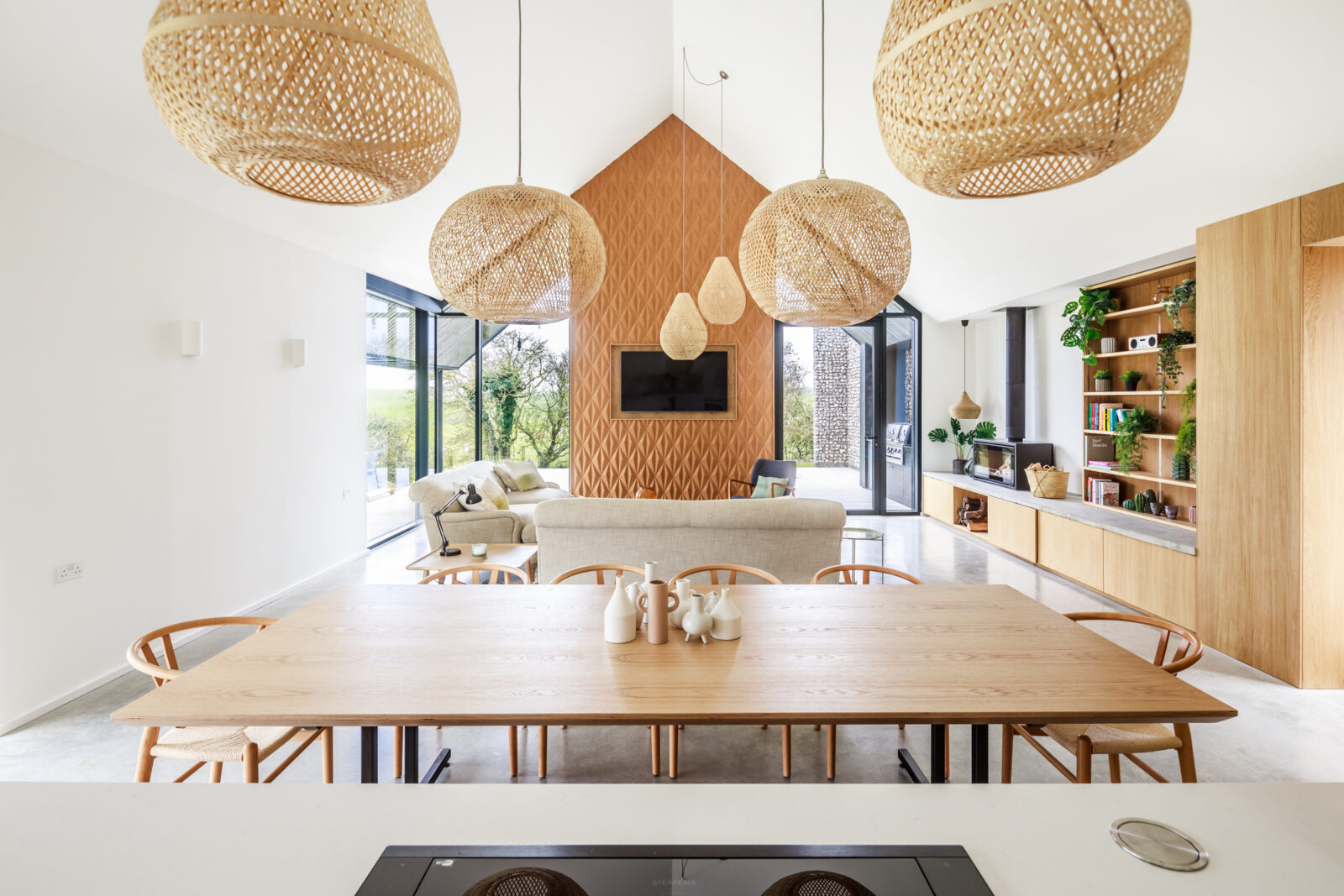 salon et cuisine ouverte décoration naturelle maison contemporaine salon et cuisine ouverte décoration naturelle maison contemporaine