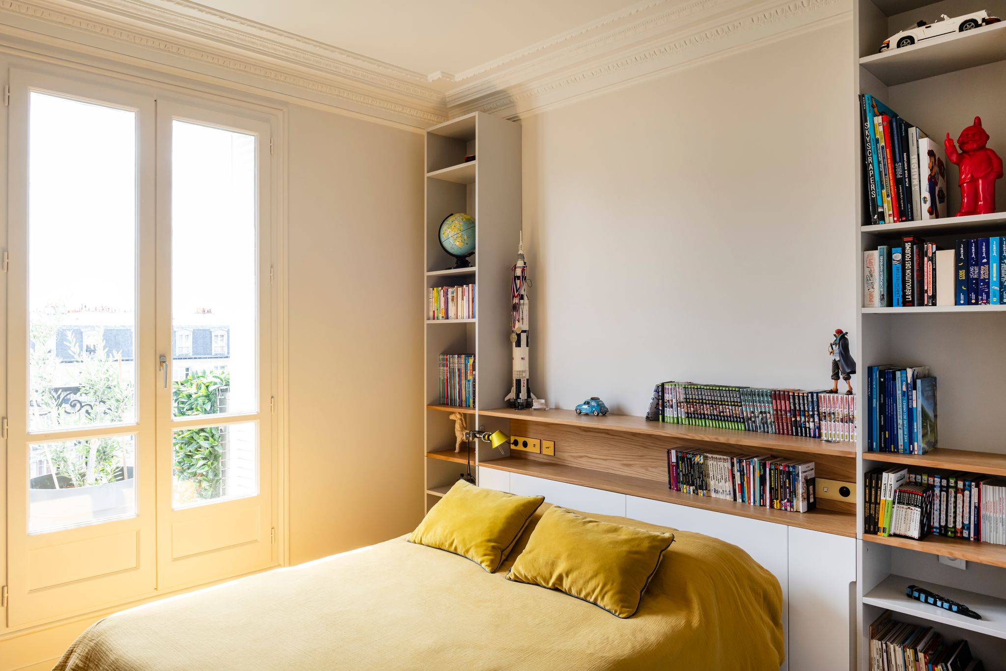 chambre appartement haussmannien à Paris Photo : ©Julien Pepy chambre appartement haussmannien à Paris Photo : ©Julien Pepy