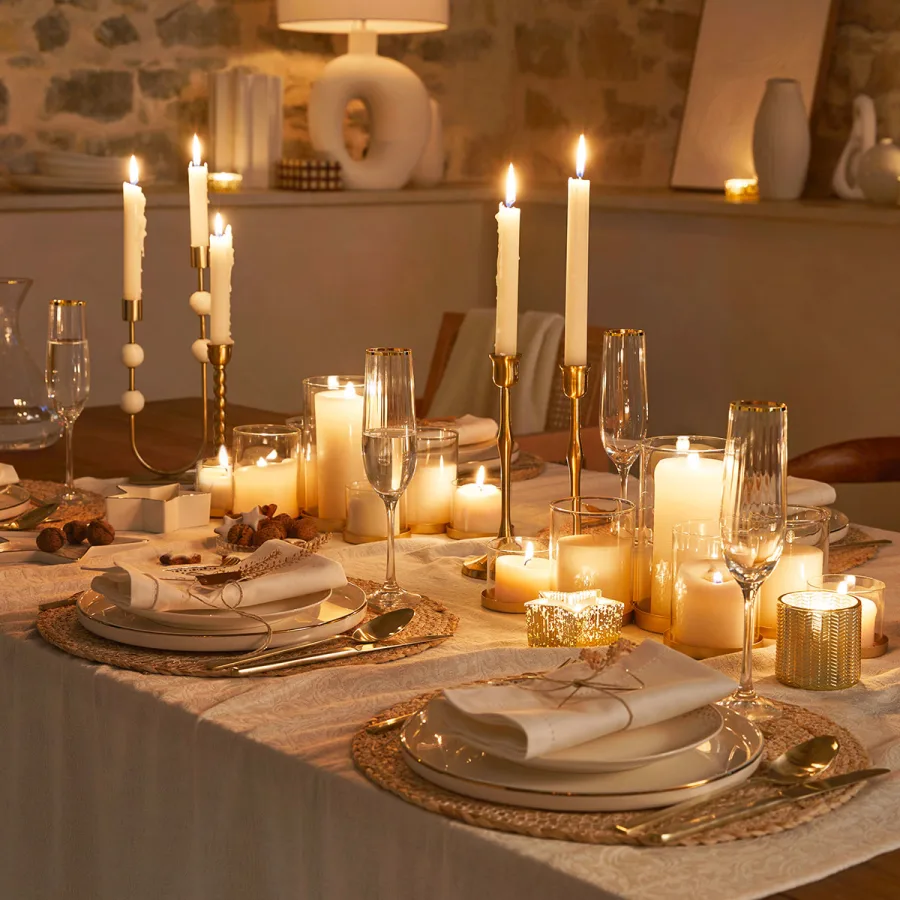 table de fête dorée table de fête dorée