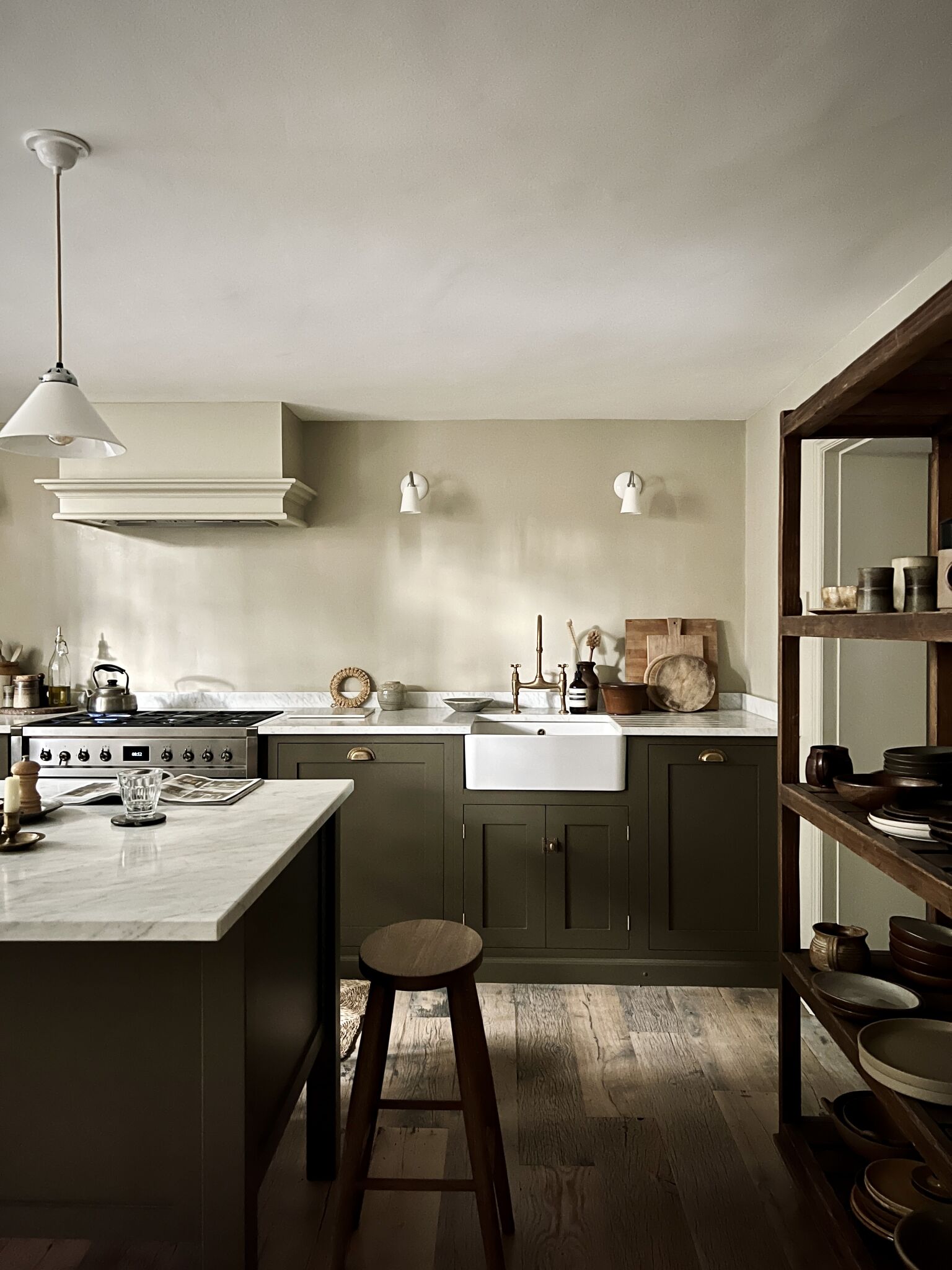 cuisine de style shaker vert olive