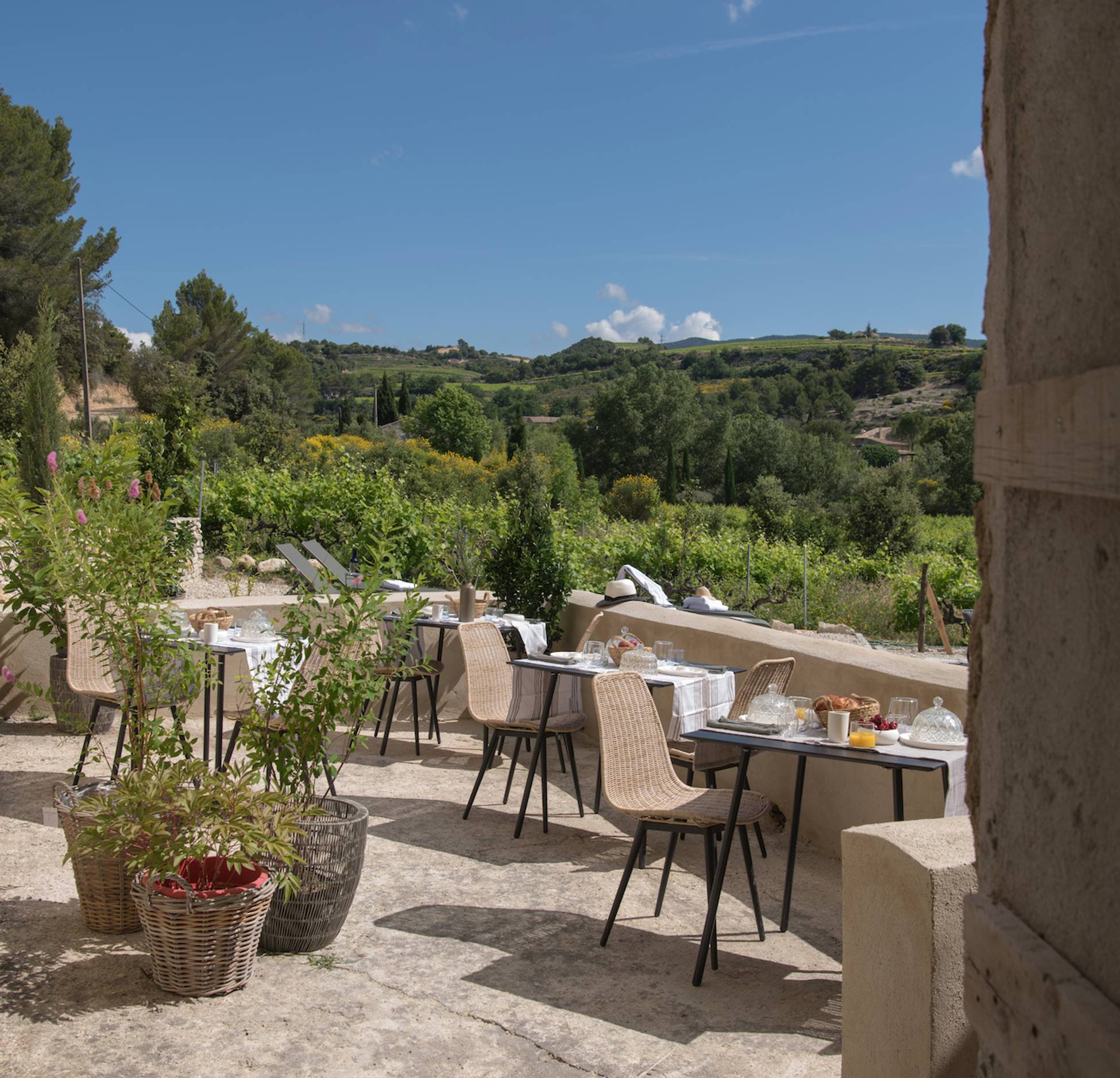 terrasse maison de charme vue Provence terrasse maison de charme vue Provence