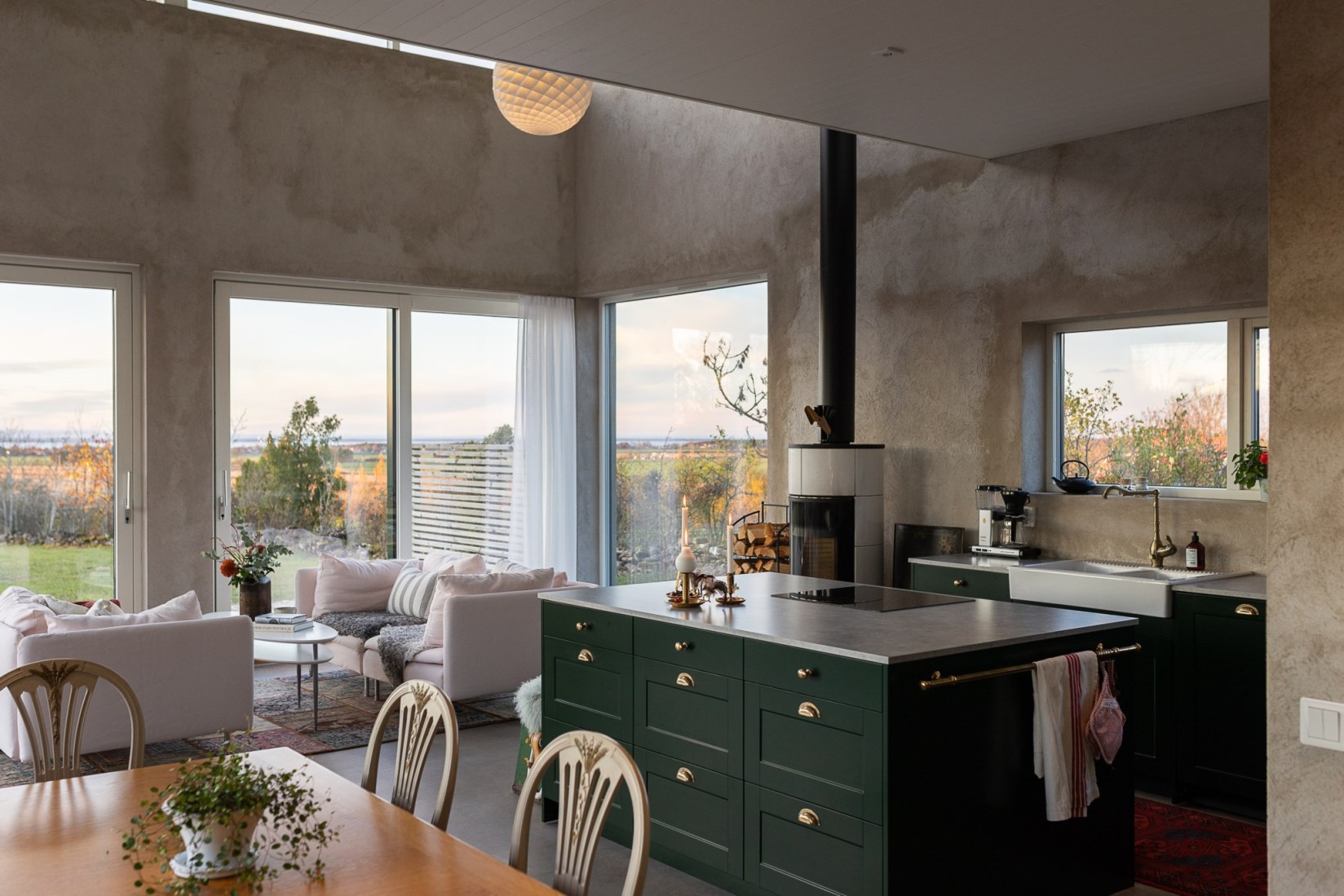 salon avec cuisine ouverte grande maison design salon avec cuisine ouverte grande maison design