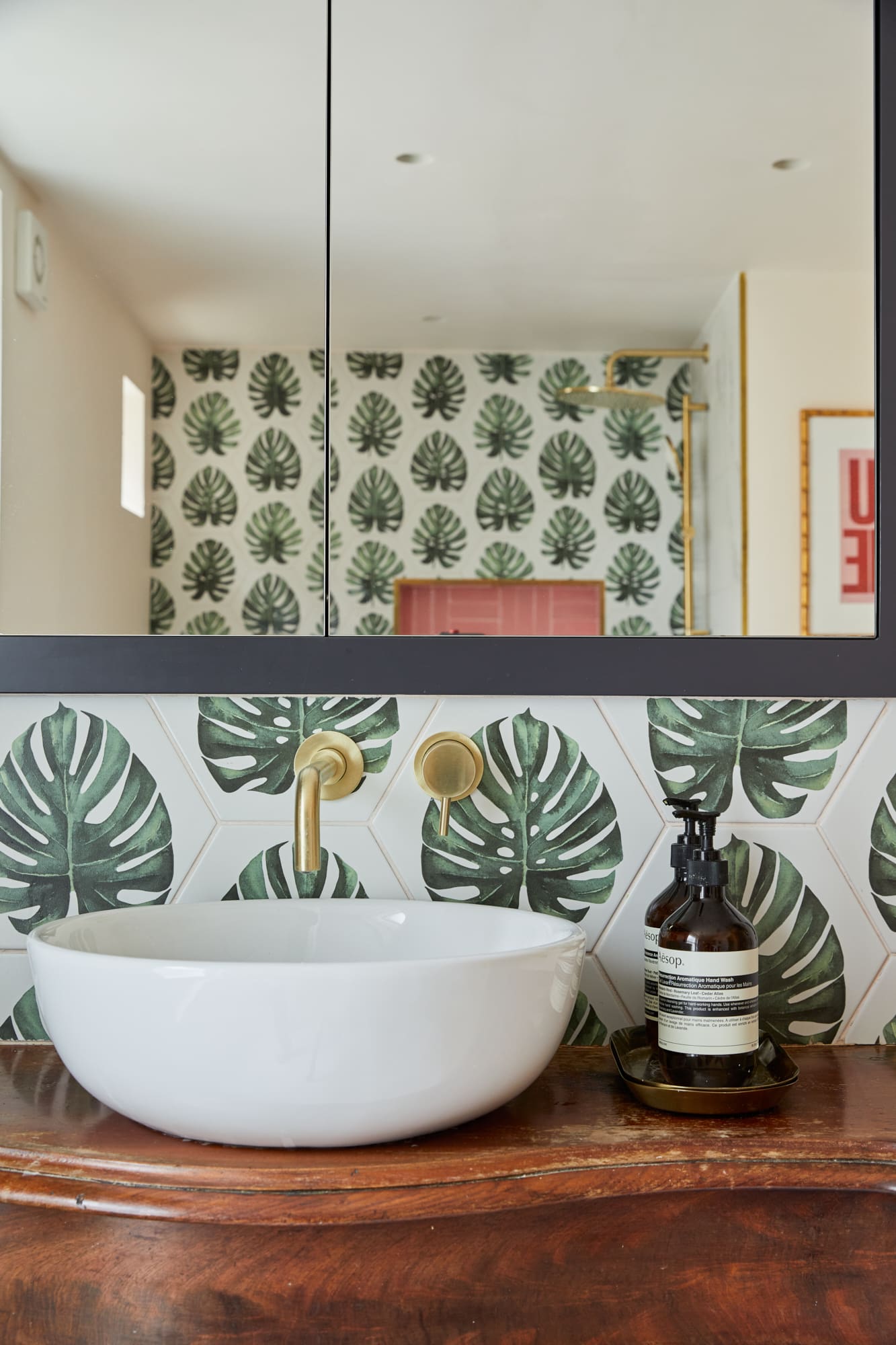salle de bain vintage maison avec extension