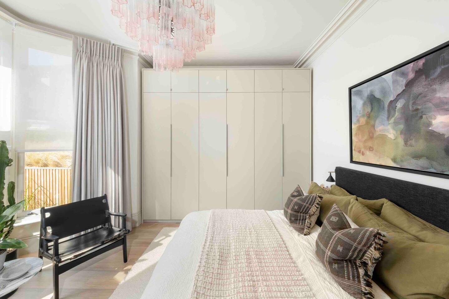 chambre décoration moderne appartement avec jardin
