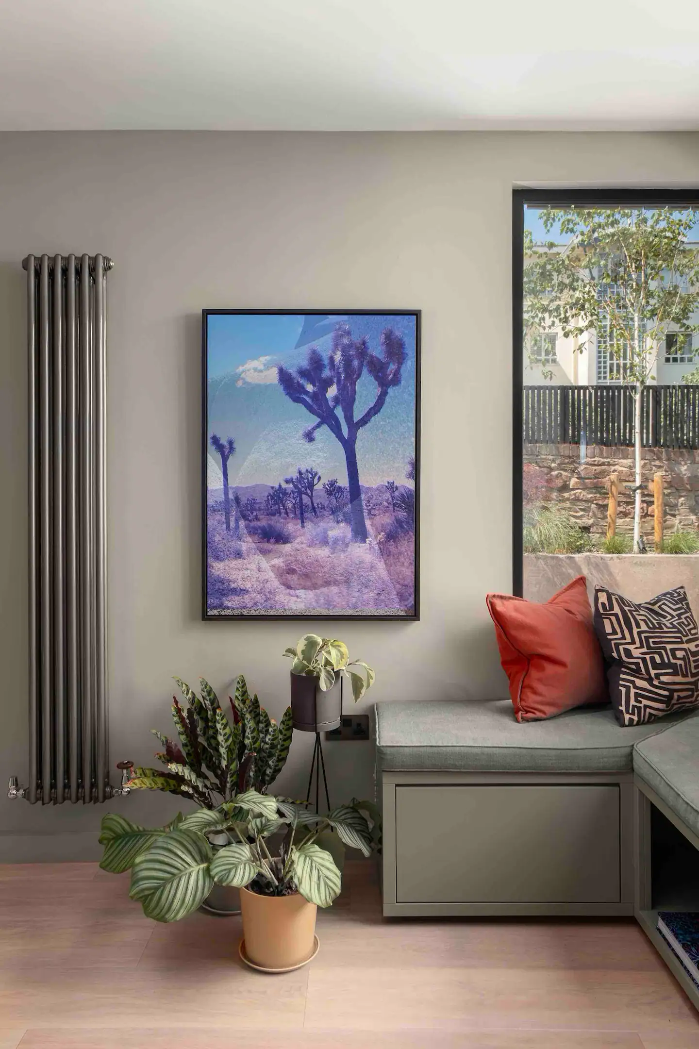 salon décoration moderne appartement avec jardin