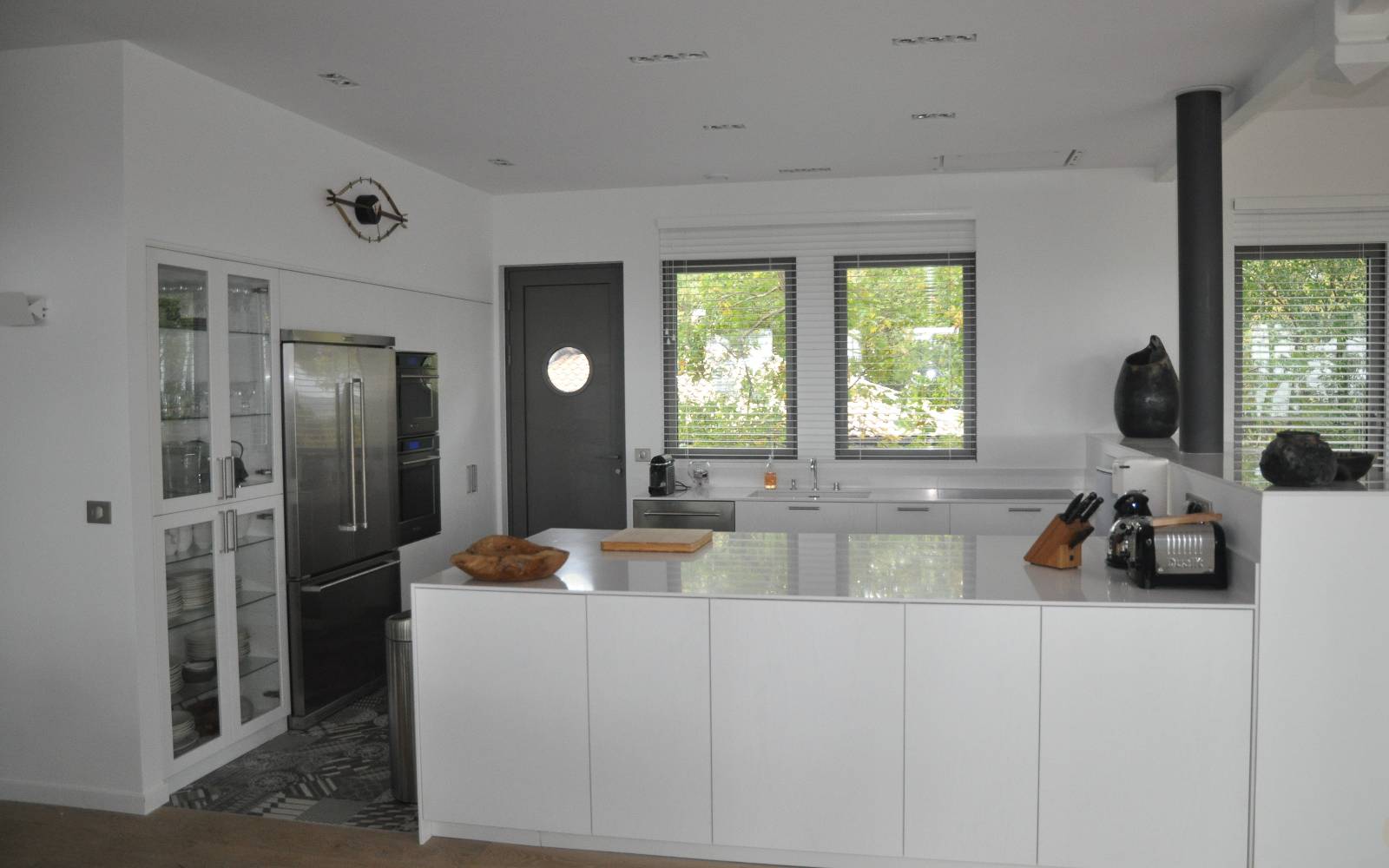 cuisine blanche décoration contemporaine cuisine blanche décoration contemporaine