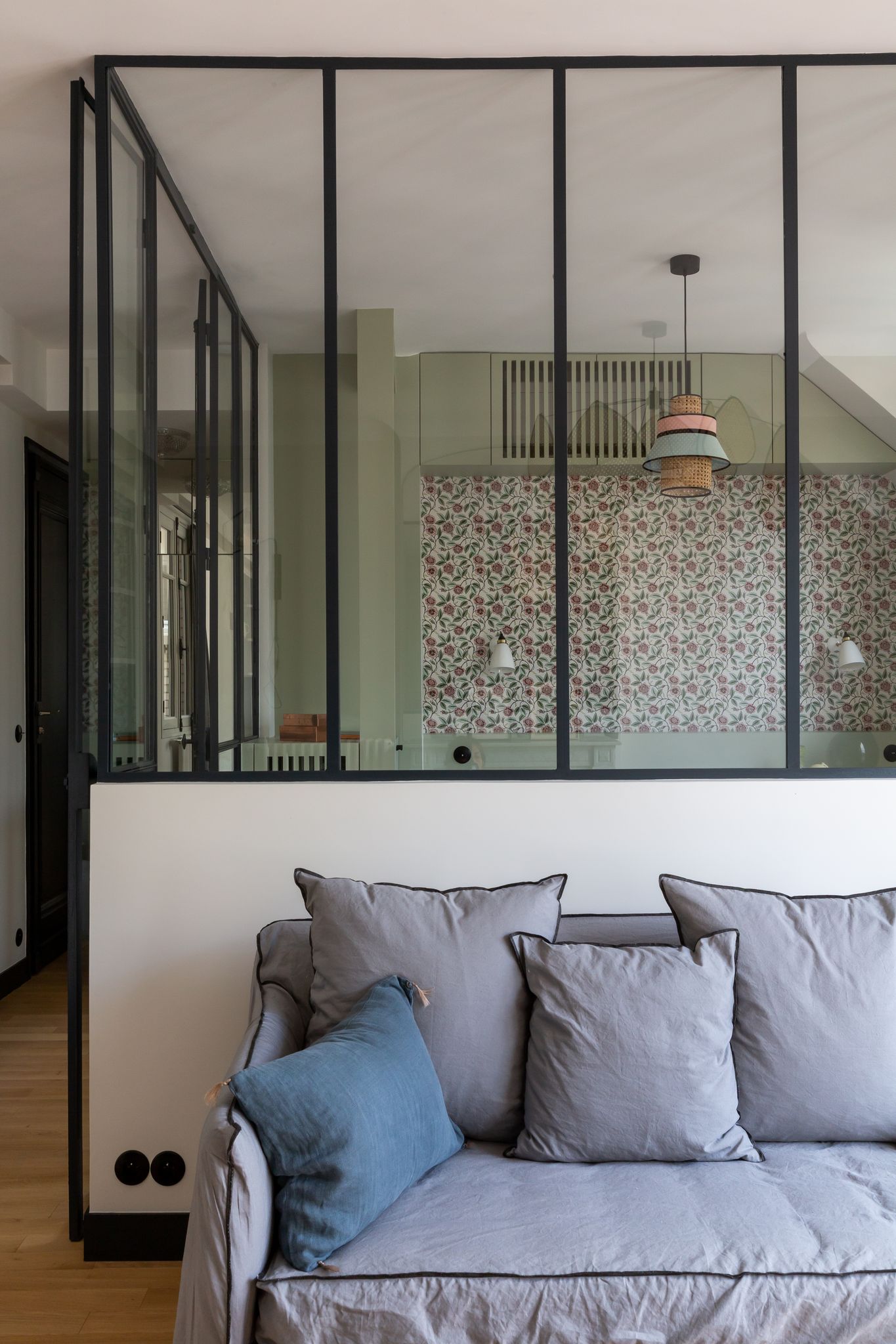 salon avec verrière appartement 30m2 Paris salon avec verrière appartement 30m2 Paris