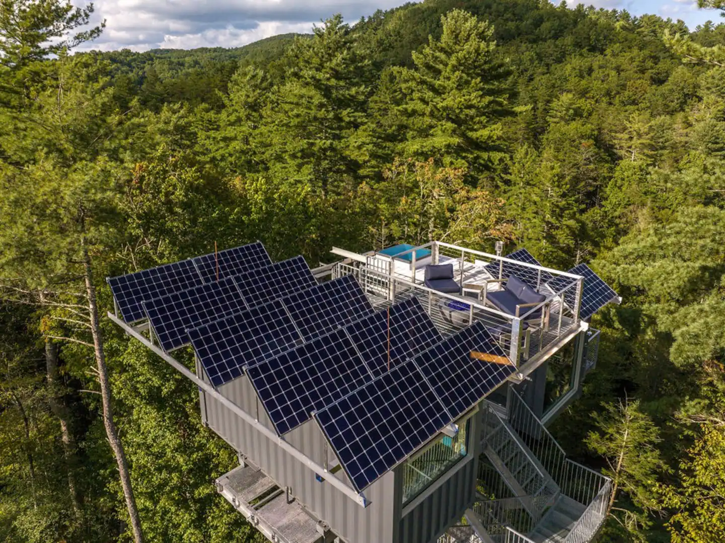 mini maison container autonome avec panneaux solaires mini maison container autonome avec panneaux solaires