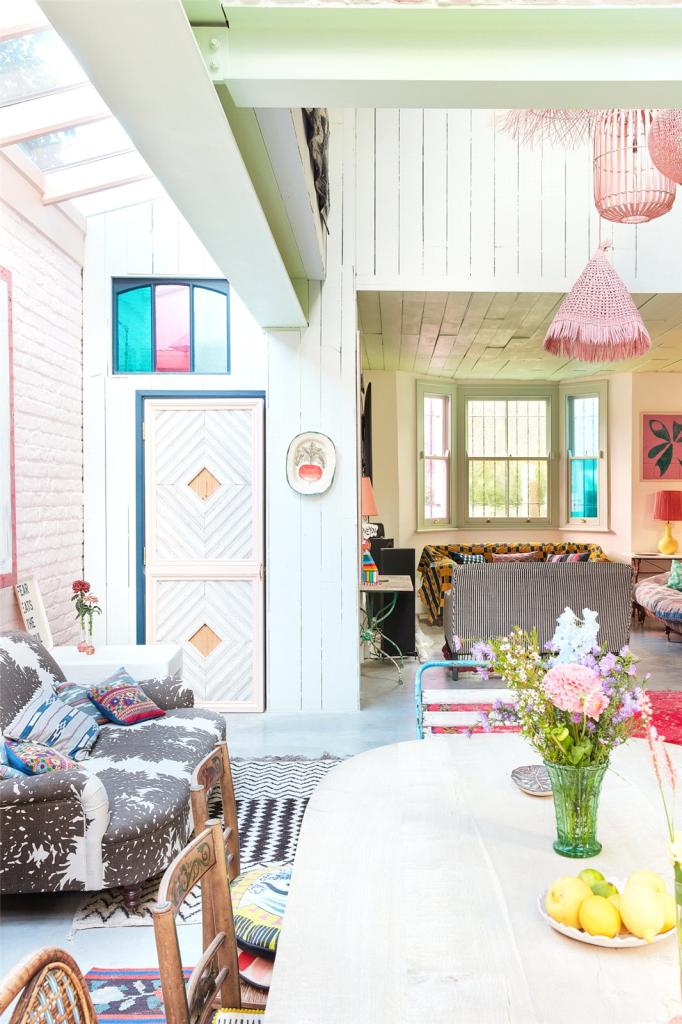 salon maison Londres décoration colorée
