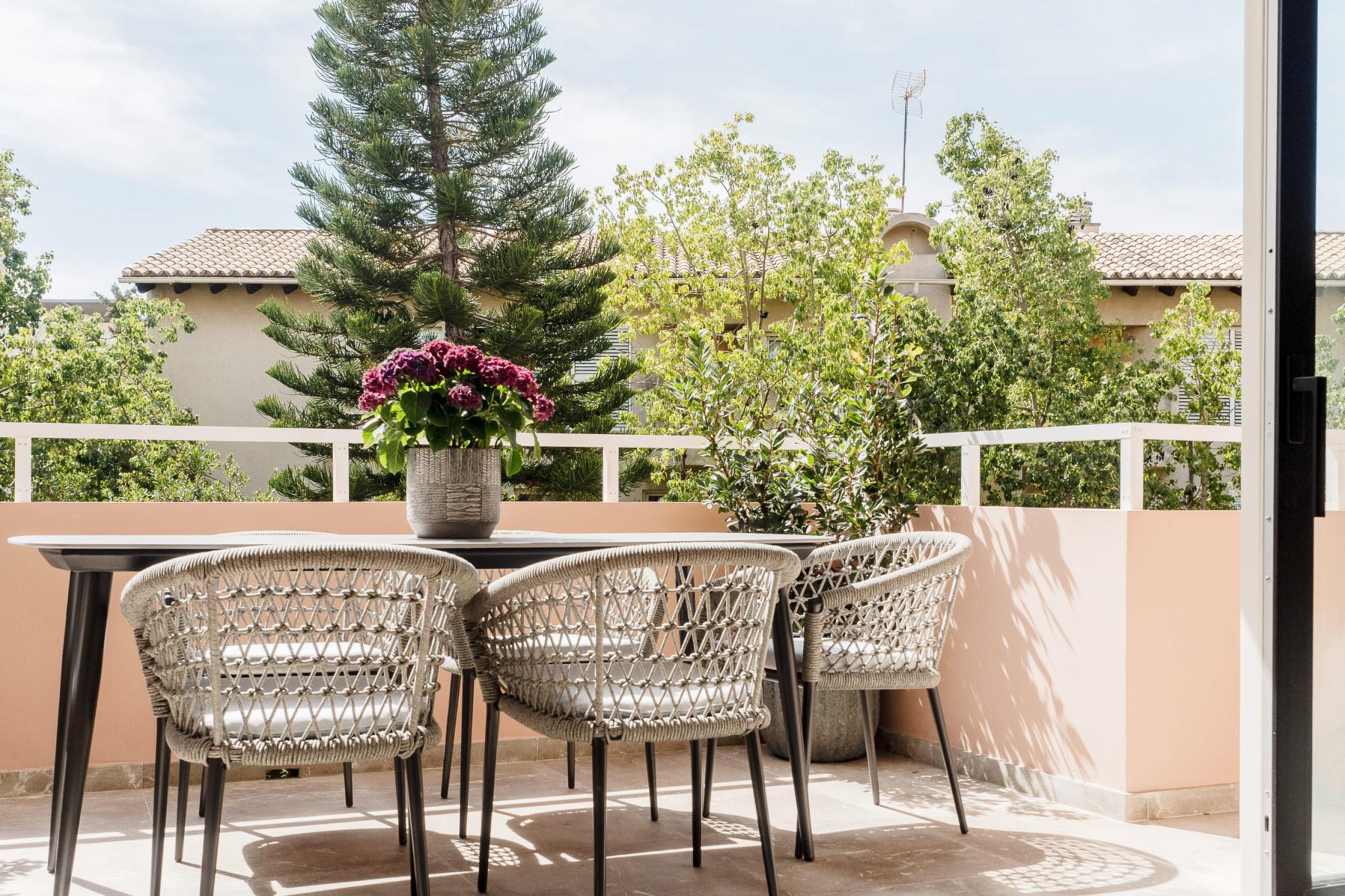 terrasse avec table décoration contemporaine terrasse avec table décoration contemporaine