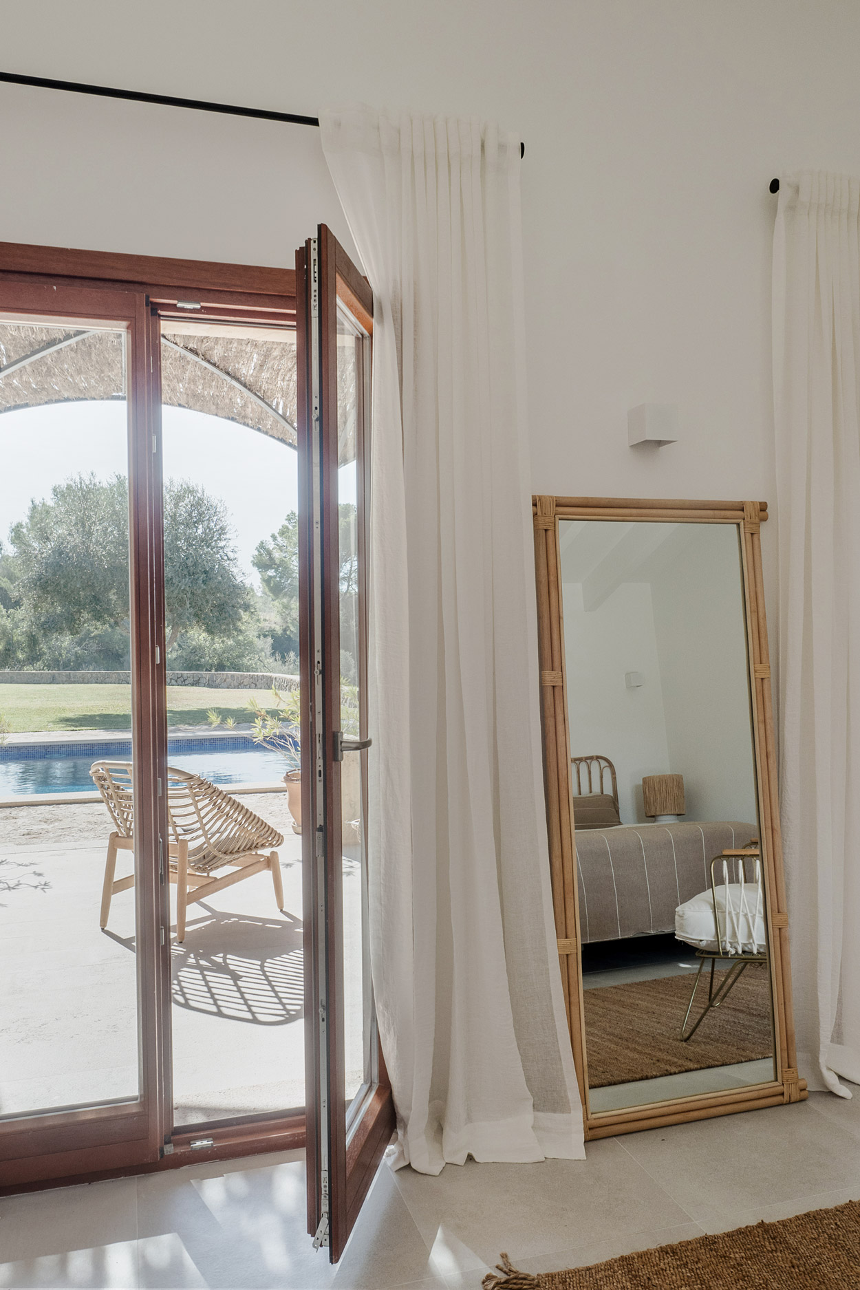 chambre sur terrasse et piscine chambre sur terrasse et piscine