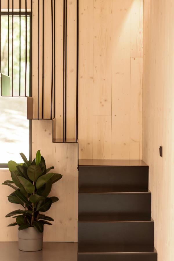 escalier métal plié design