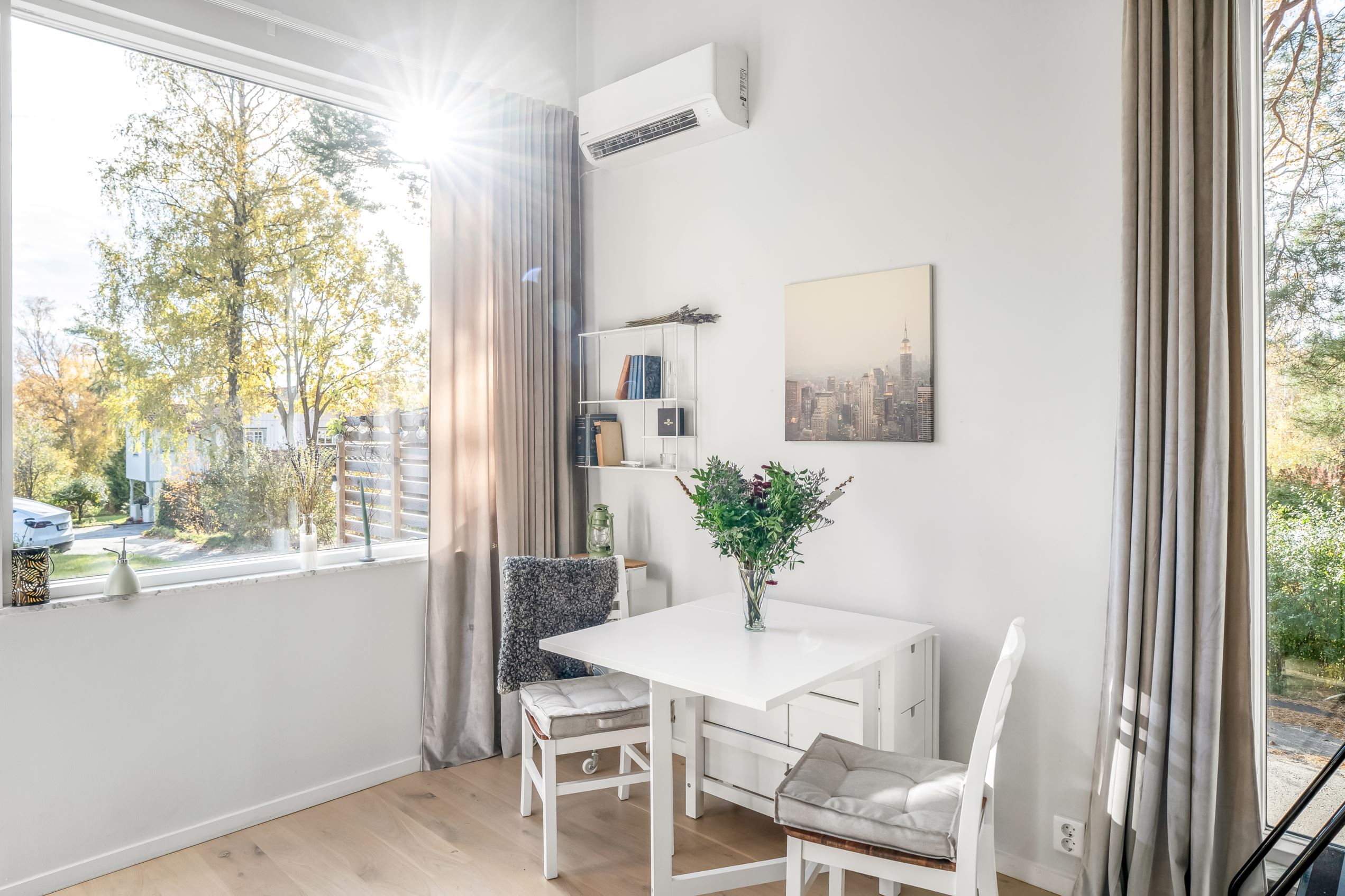espace repas mini maison 29m2
