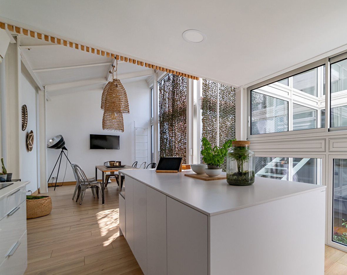 cuisine ouverte blanche maison loft Montpellier cuisine ouverte blanche maison loft Montpellier