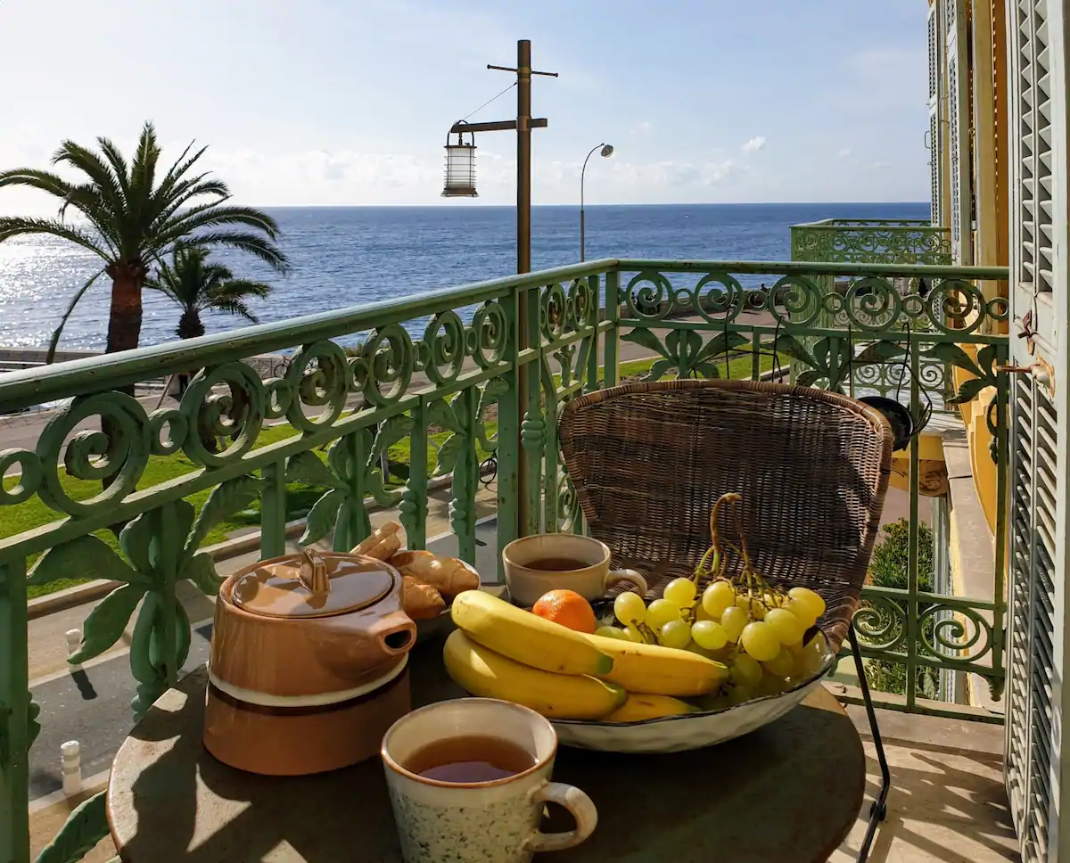 balcon appartement à Nice vue mer balcon appartement à Nice vue mer