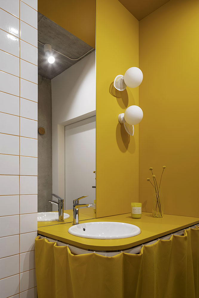 salle de bain béton et jaune salle de bain béton et jaune