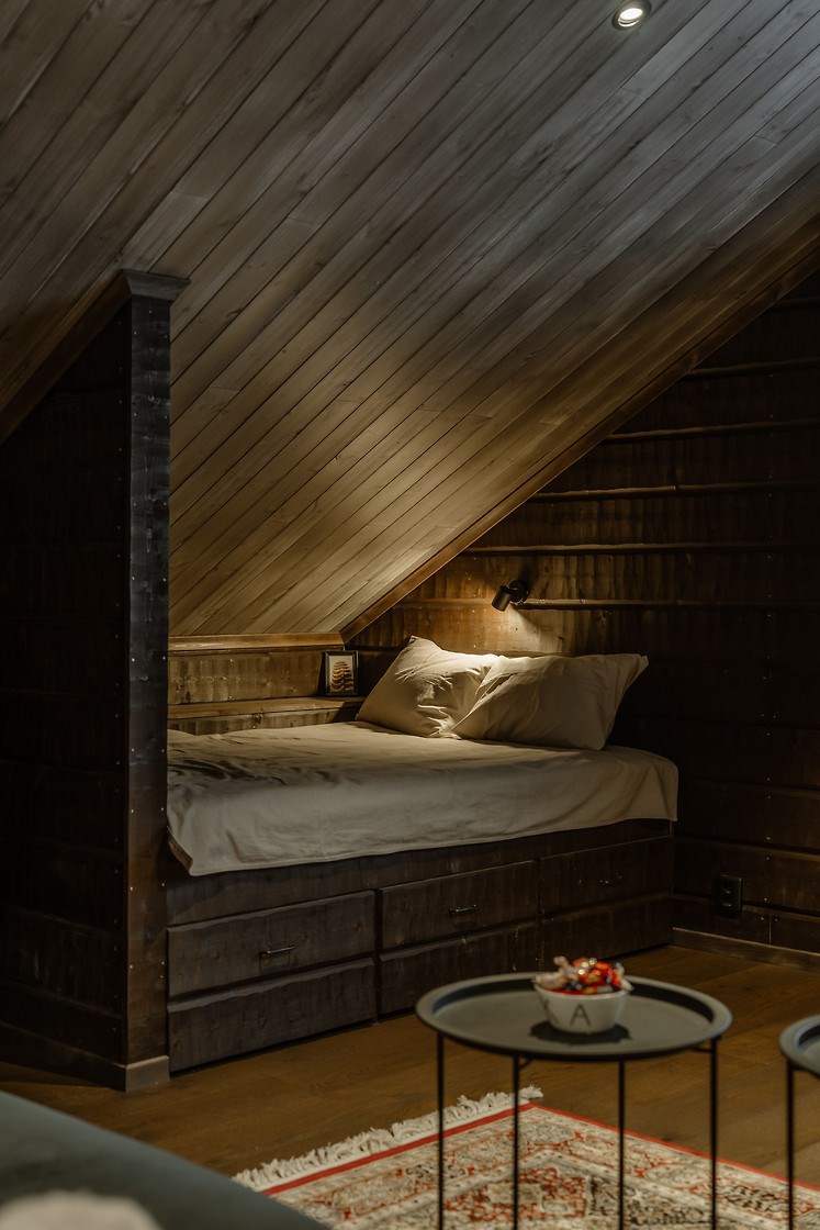 chambre mansardée mur et plafond bois chambre mansardée mur et plafond bois