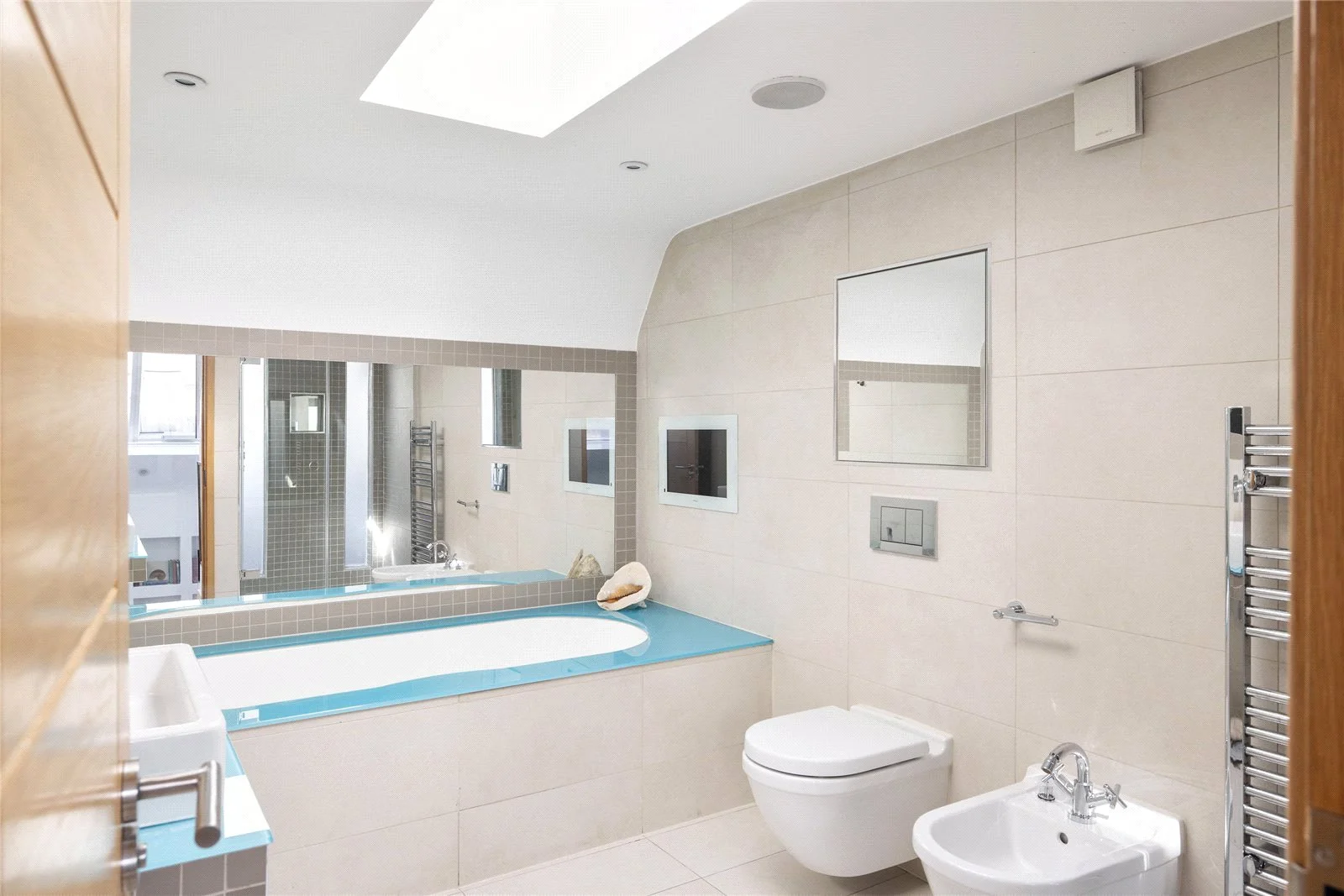 salle de bain mansardée