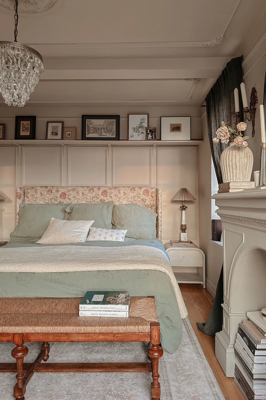 chambre avec moulures décoration classique chic chambre avec moulures décoration classique chic