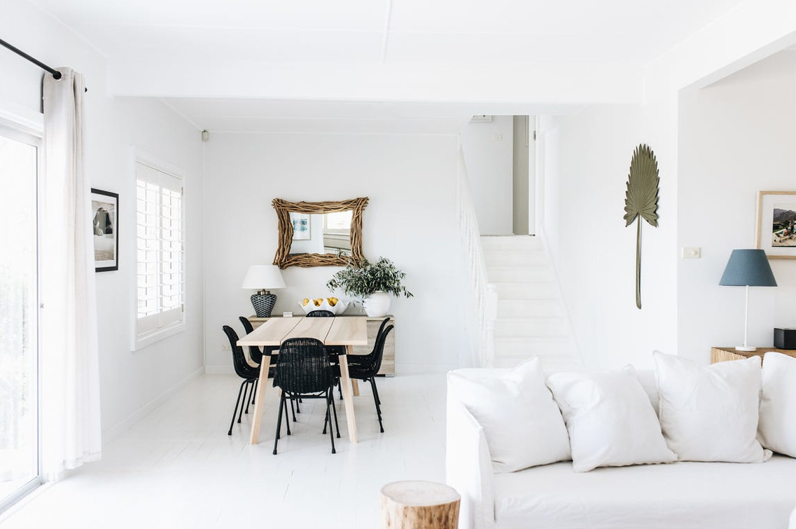 salon et salle à manger décoration blanche et naturelle maison de plage Australie salon et salle à manger décoration blanche et naturelle maison de plage Australie
