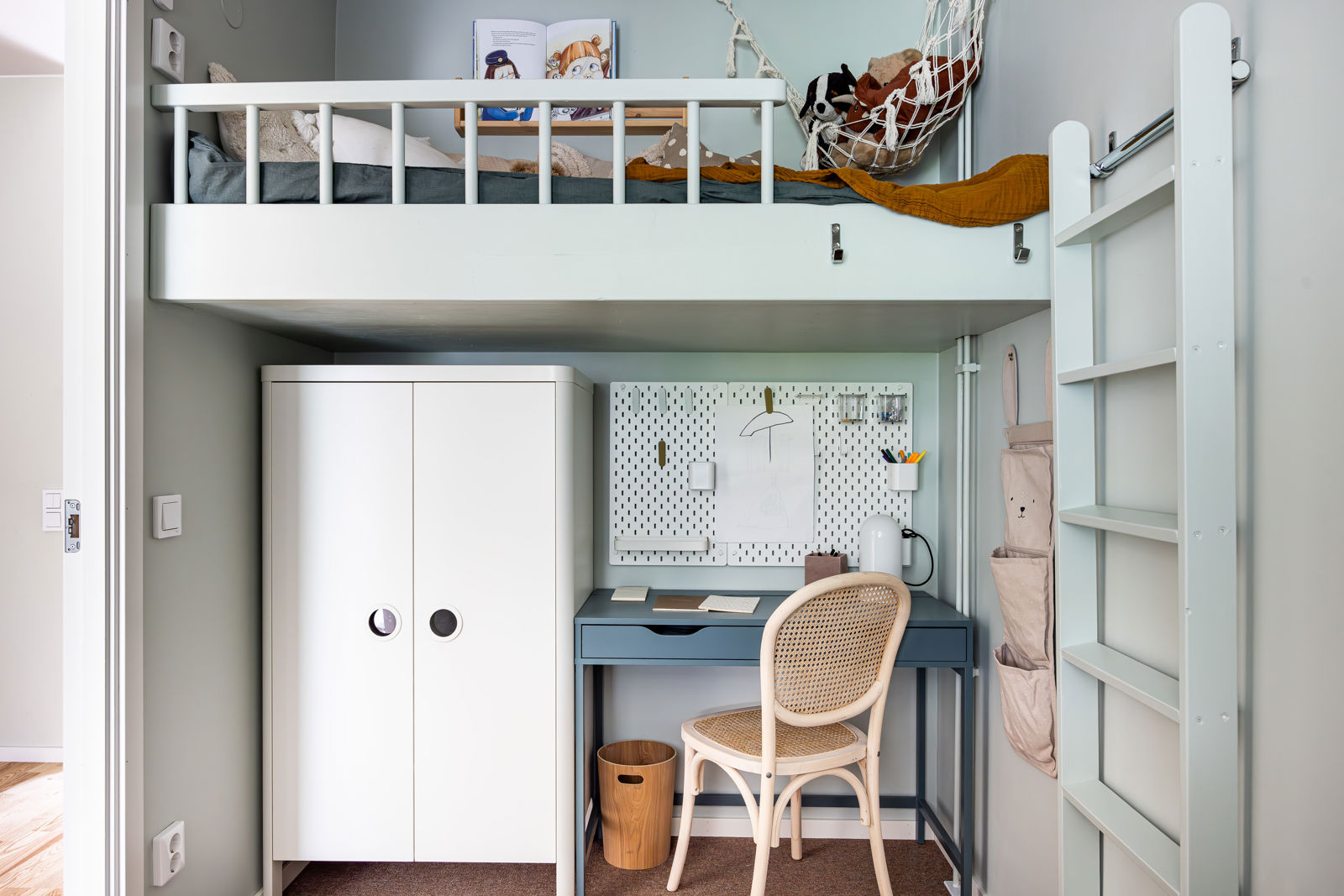 chambre d chambre d'enfant avec mezzanine