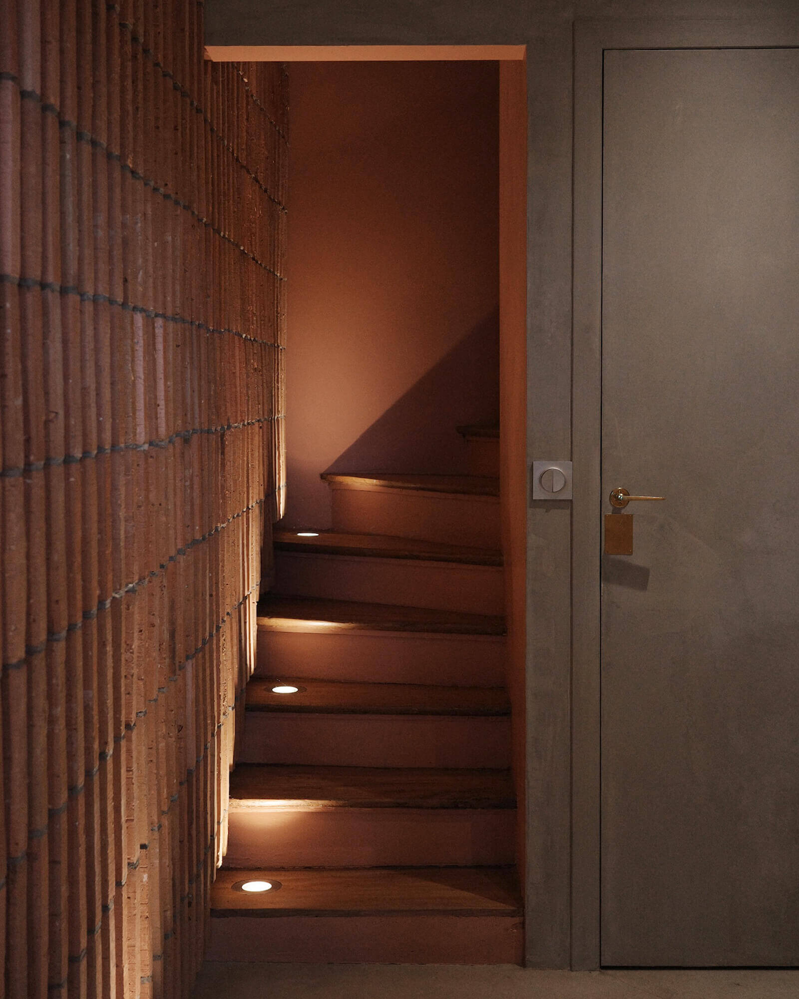 escalier bois Casa Keçe