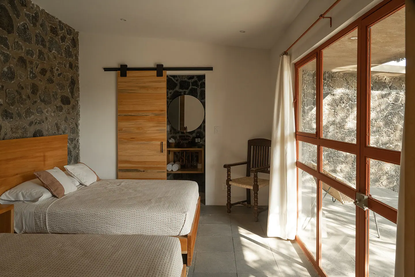 chambre maison en bois et pierres Casa Chavela