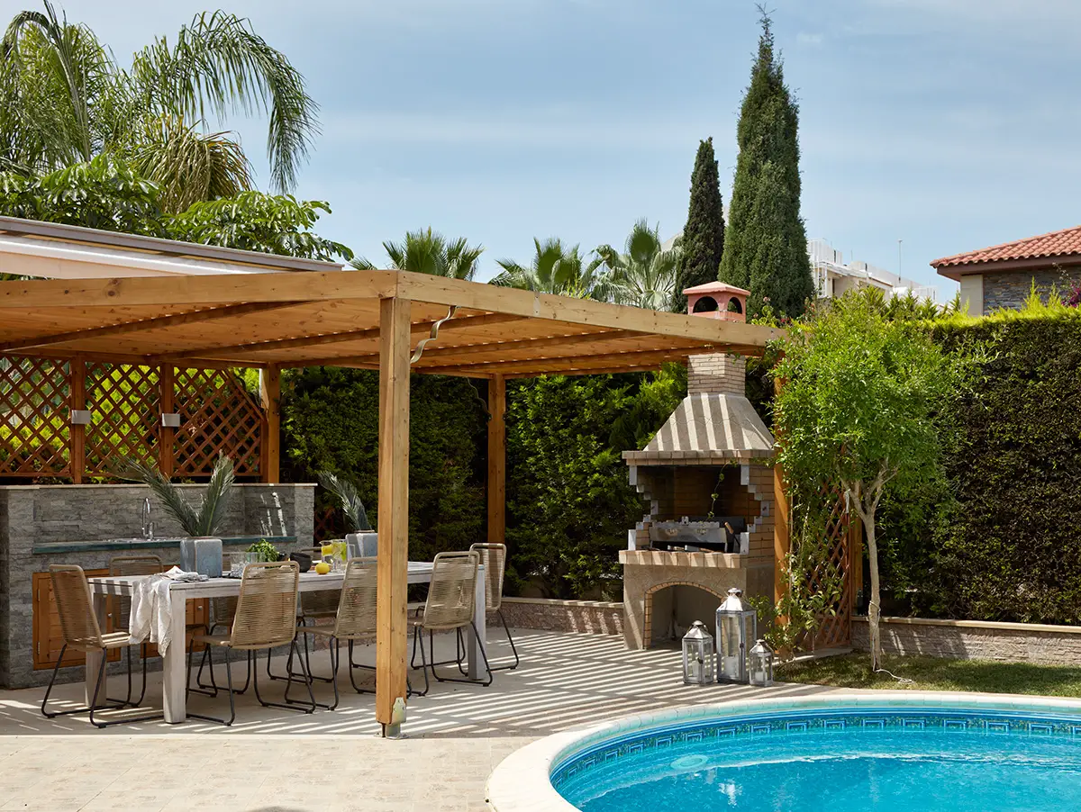 jardin avec pergola bois et piscine jardin avec pergola bois et piscine