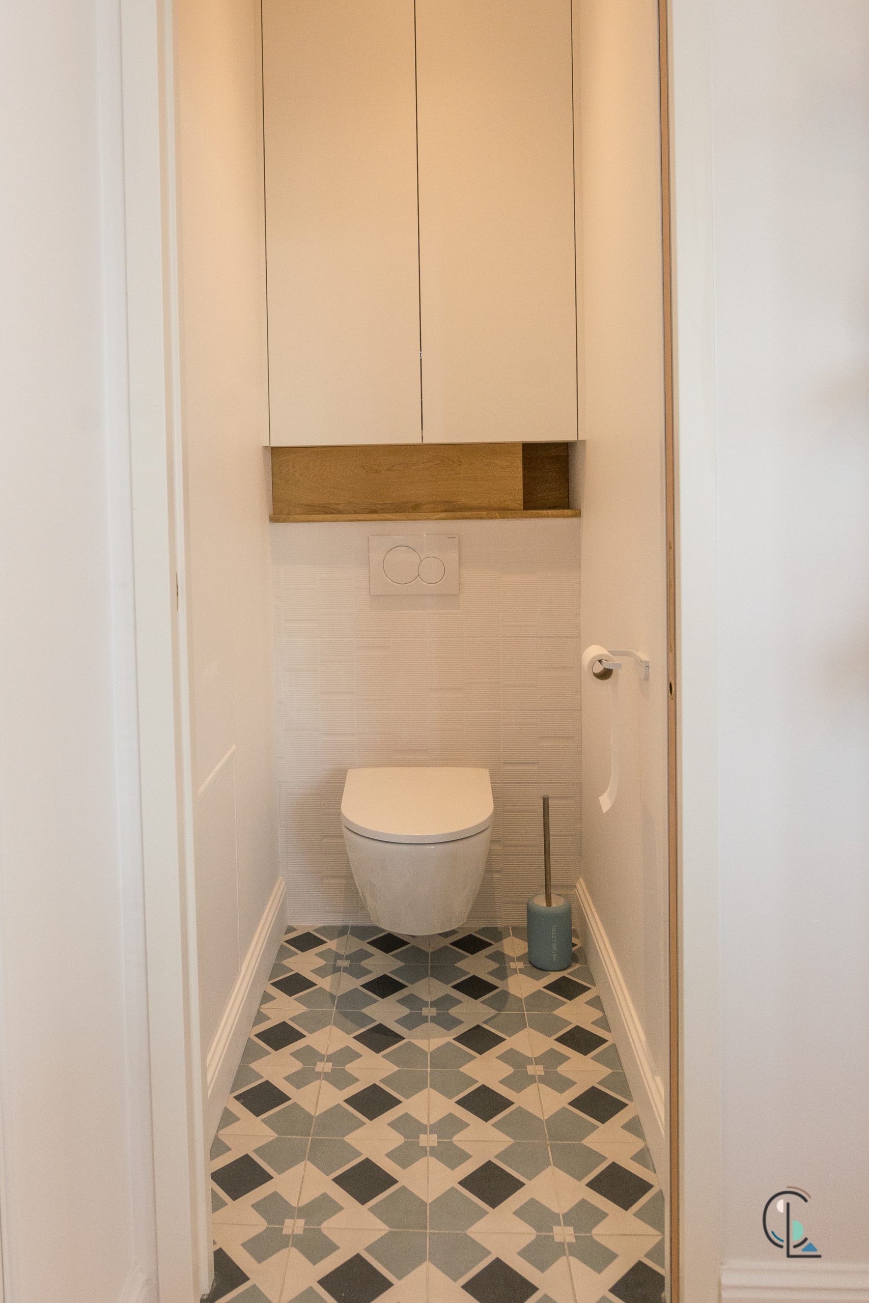 toilettes sol carreaux de ciment
