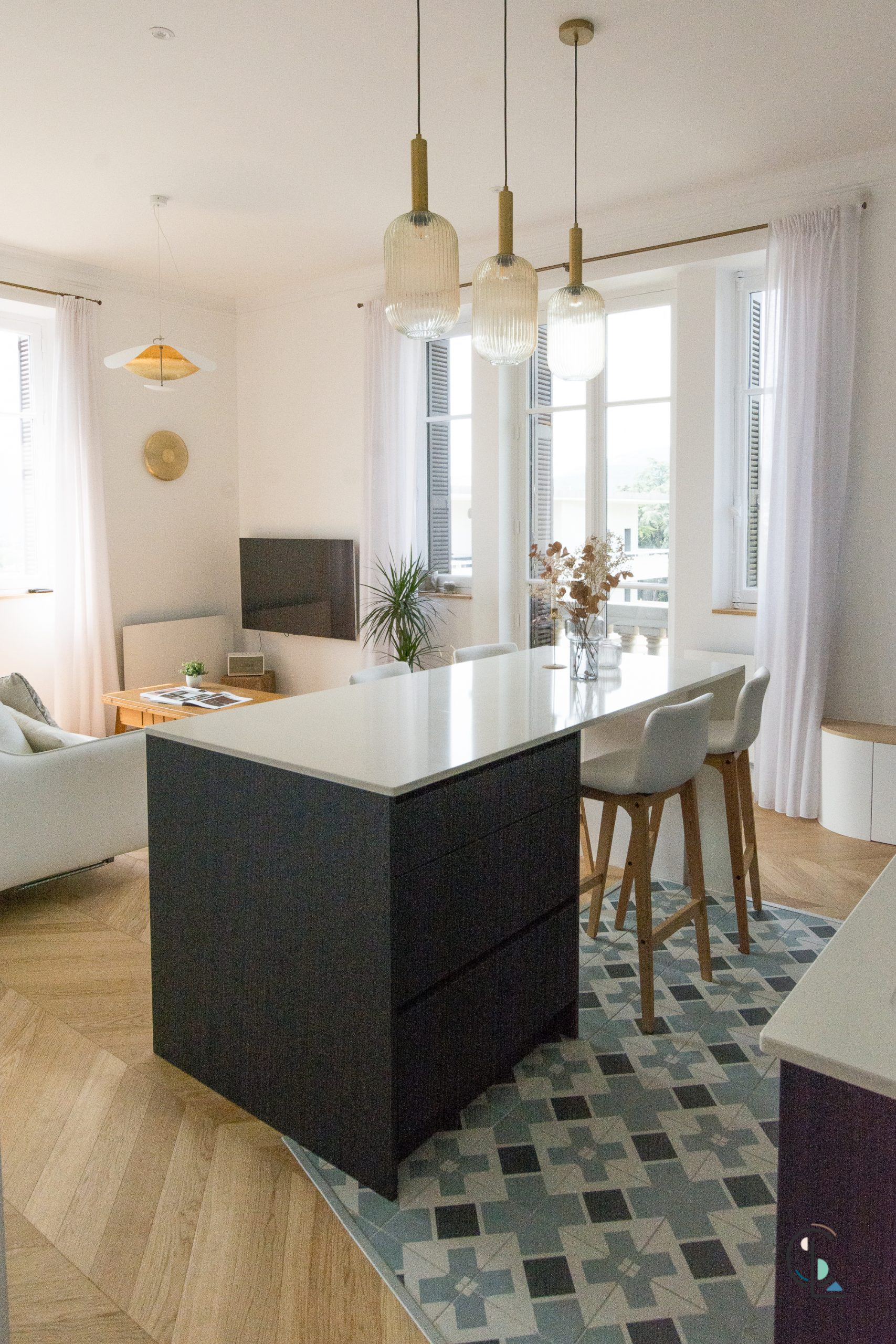cuisine ouverte studio 42m2 transformé en deux-pièces