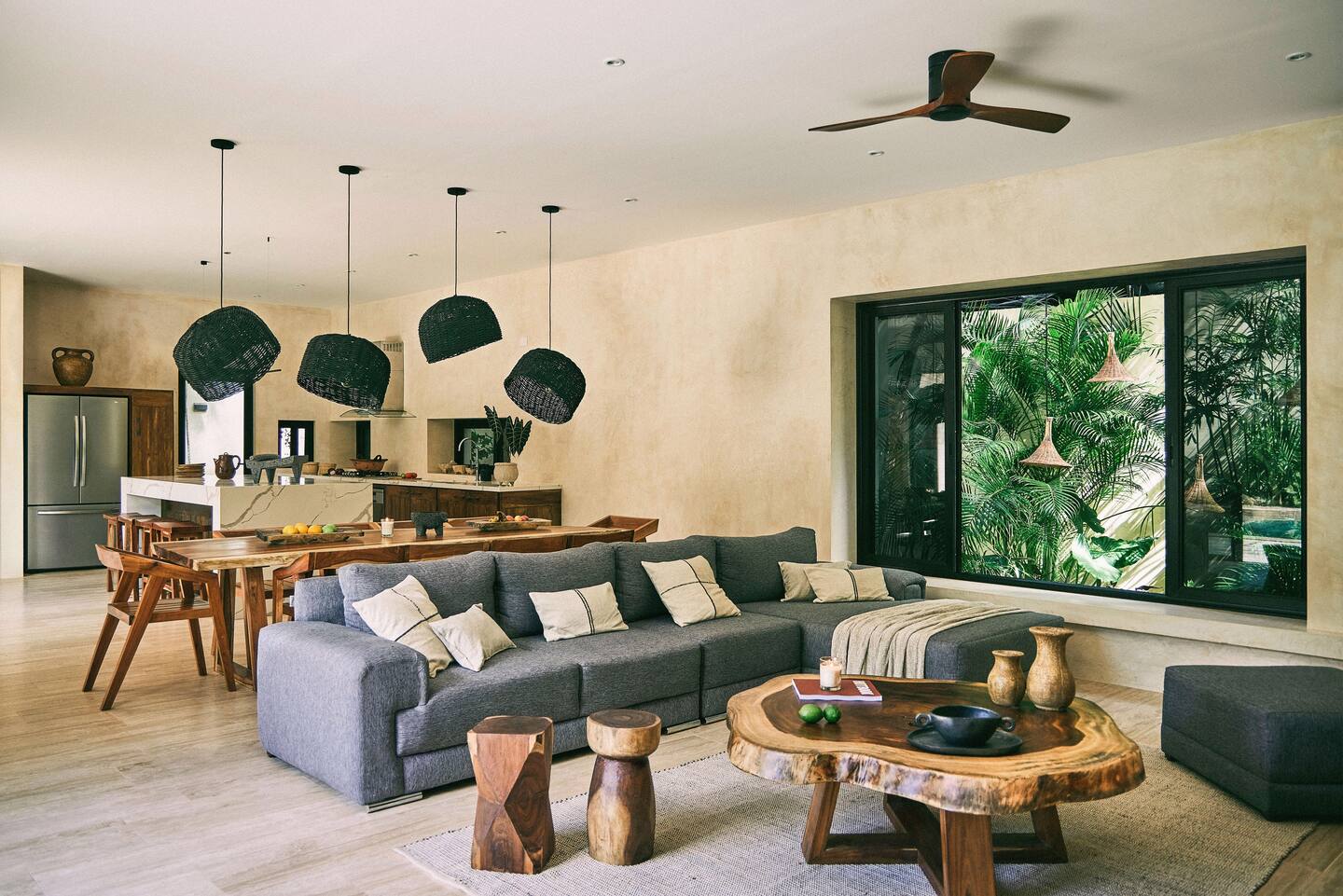 salon maison Tulum décoration contemporaine et naturelle salon maison Tulum décoration contemporaine et naturelle