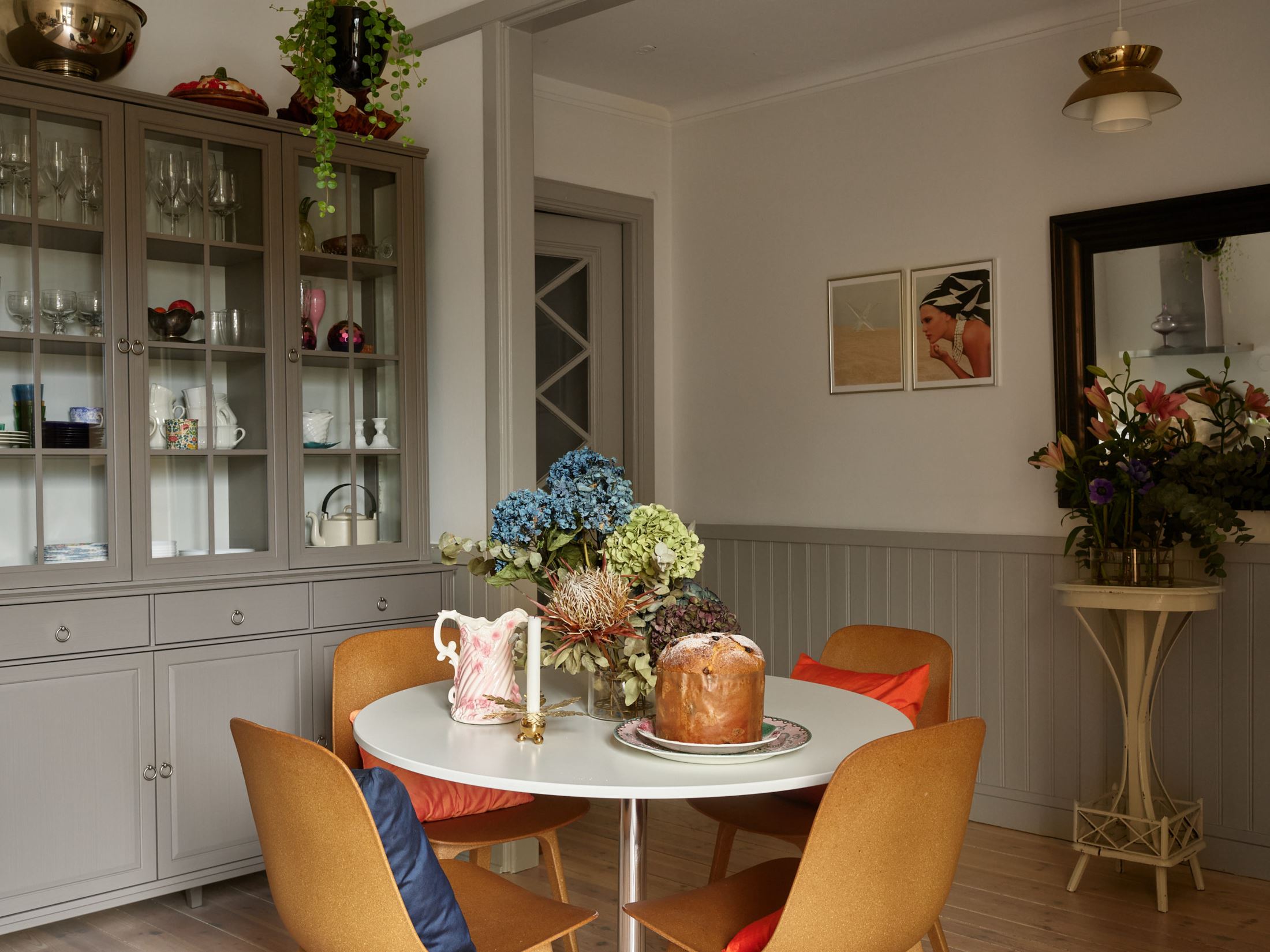 cuisine grise design dans appartement décoration vintage cuisine grise design dans appartement décoration vintage